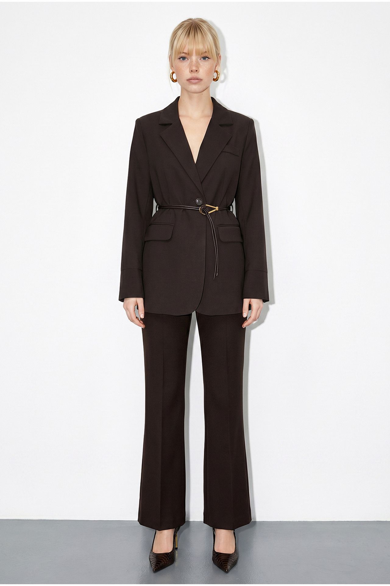 LUCCI Long Crepe Blazer With Shawl Collar