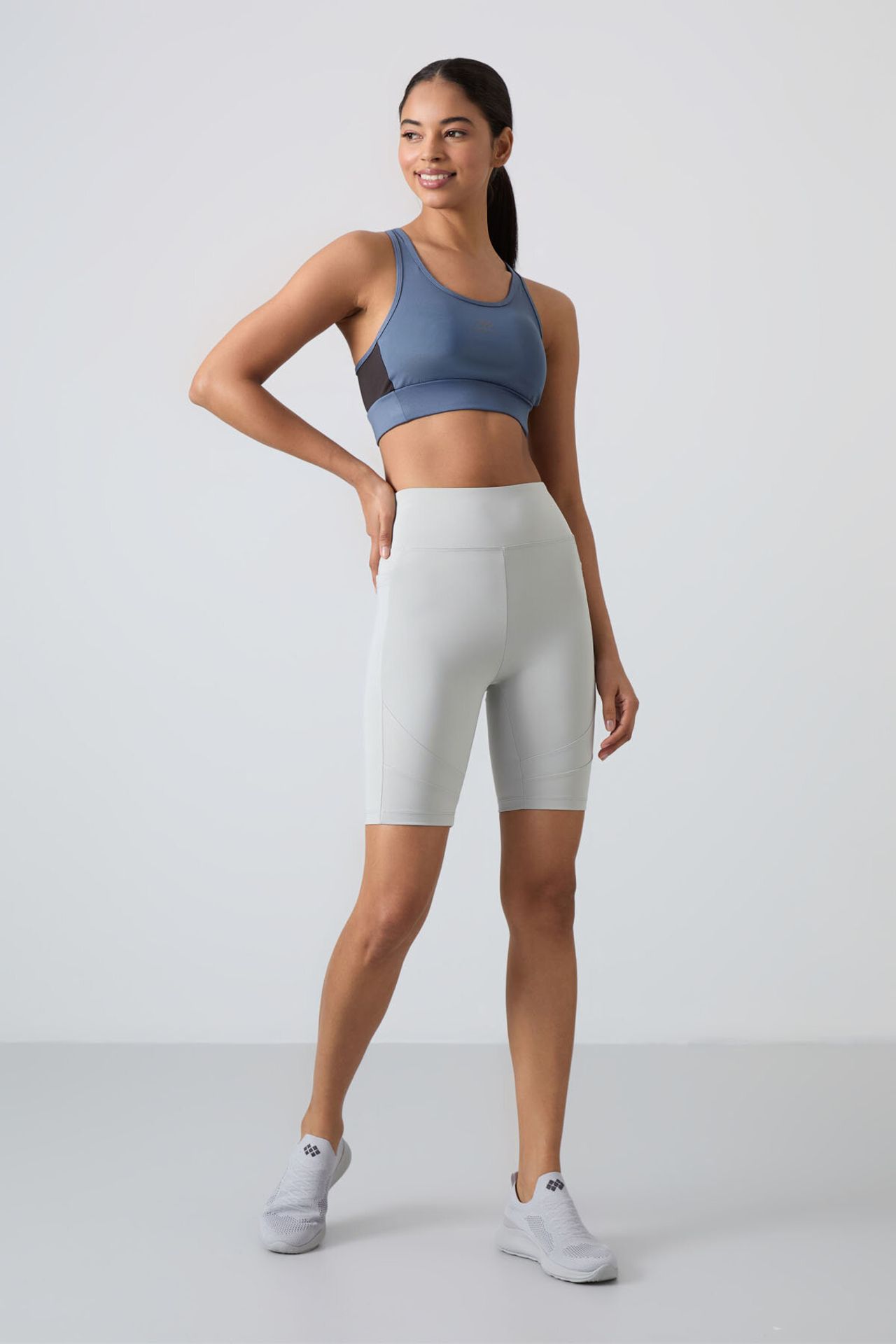 TOMMY Fitted Sleeveless Crop Sports Top 5