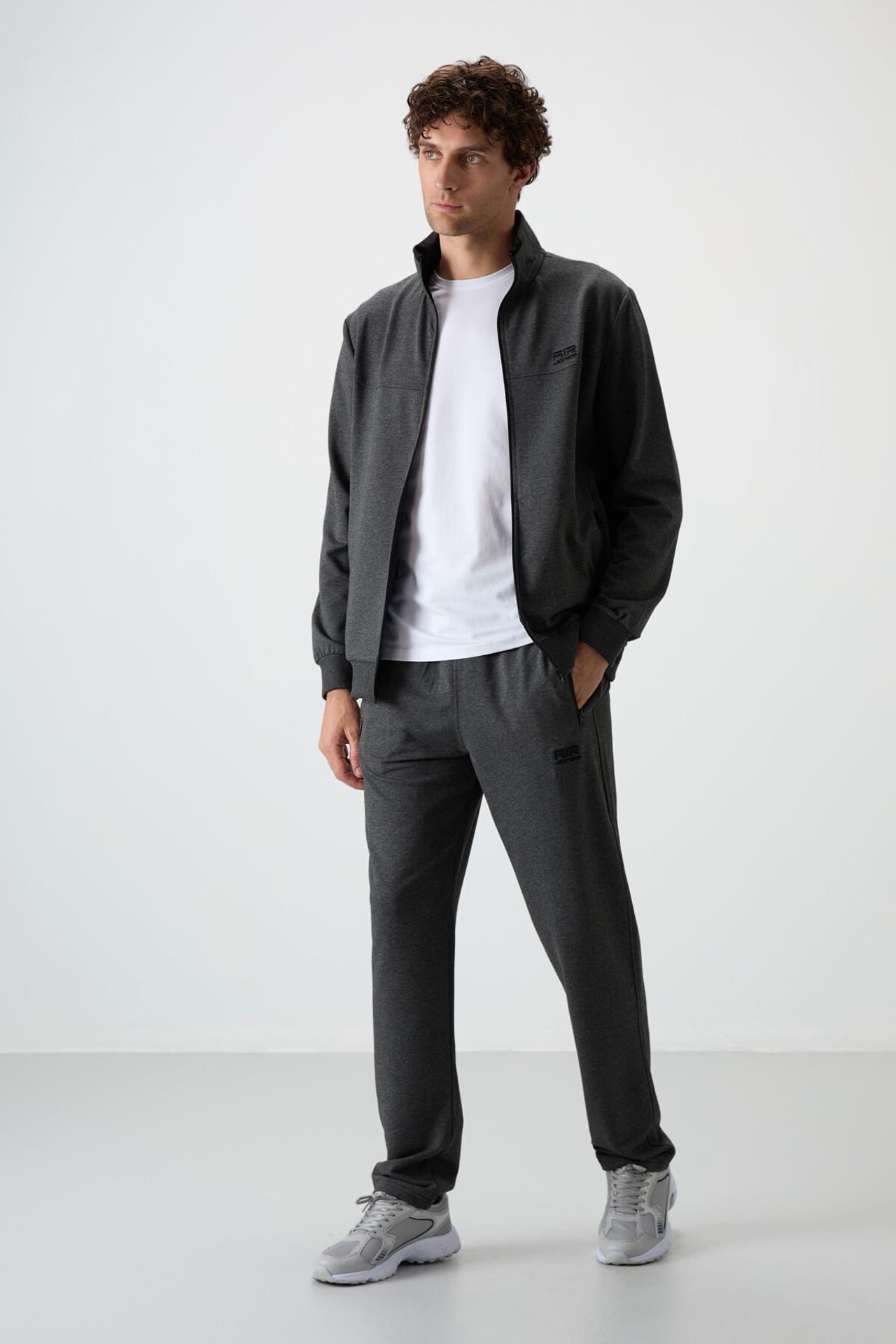 TOMMY Men's Knit Fleece Sweatshirt And Pants Set 5