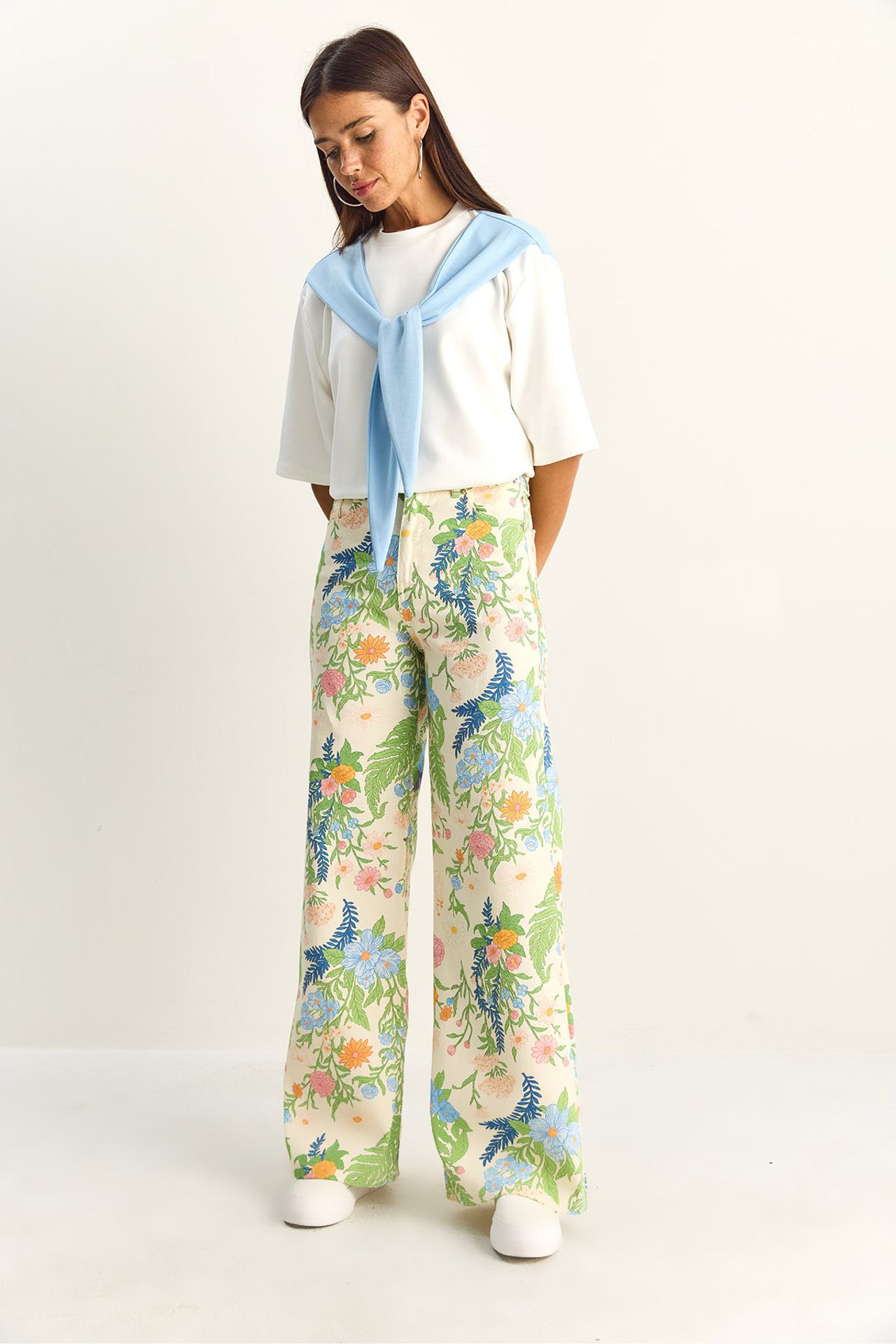 LUCCI High Waist Paisley Print Straight Leg Denim Pants 2