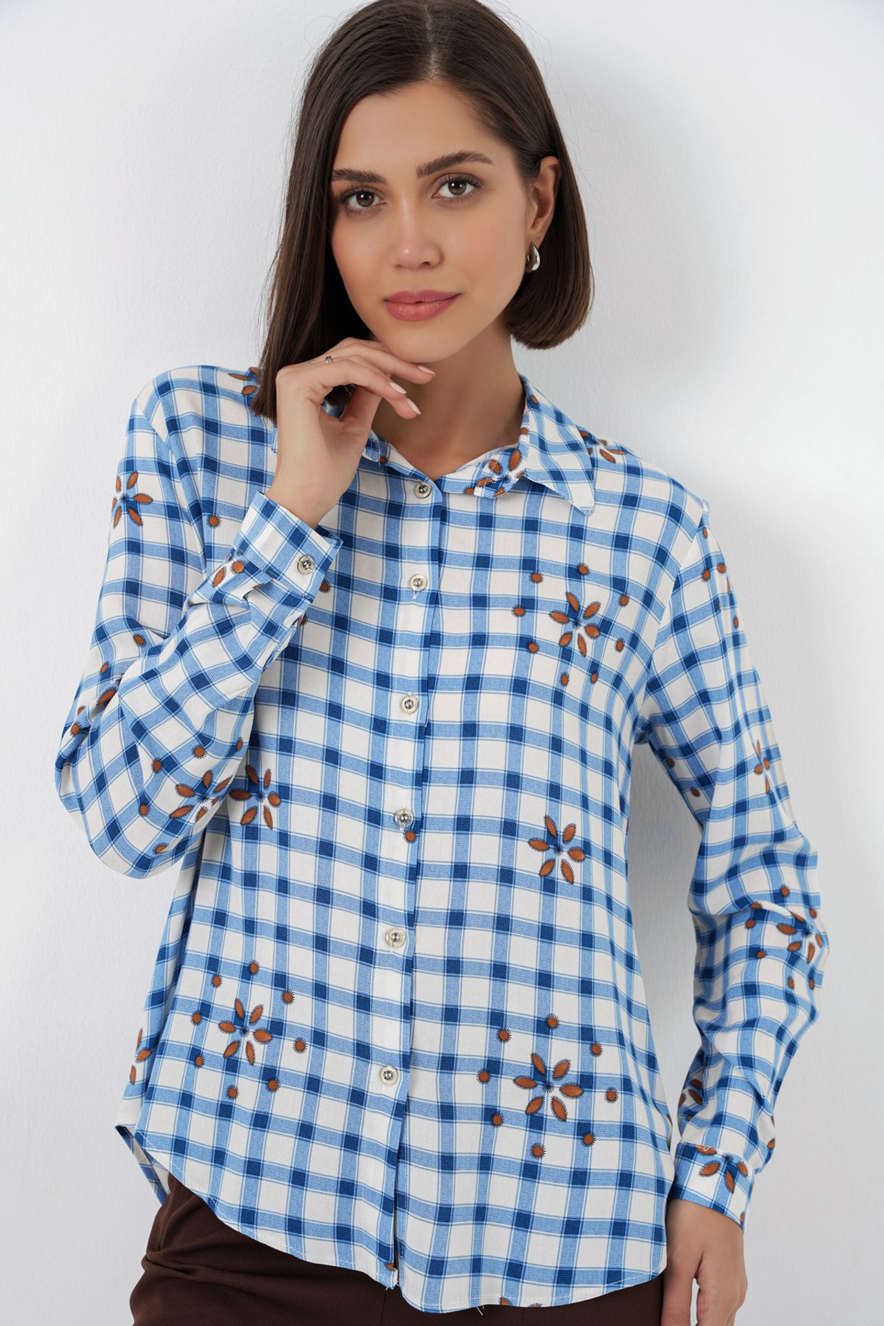 BDART Plaid Button-up Shirt with Shirt Collar 3