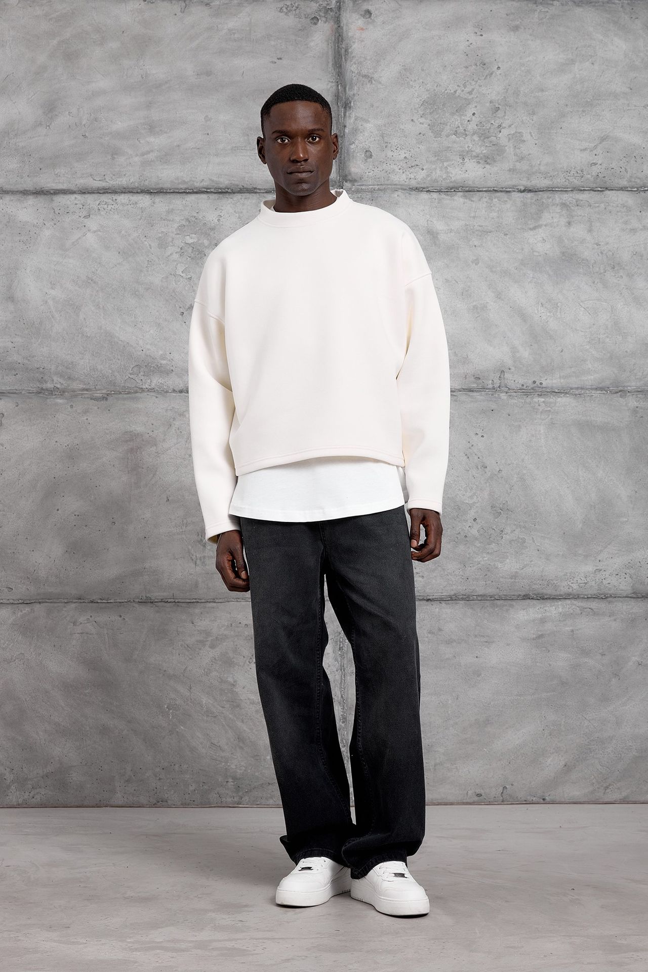 NOMARC Regular Kalıp Bisiklet Yaka Sweatshirt 5
