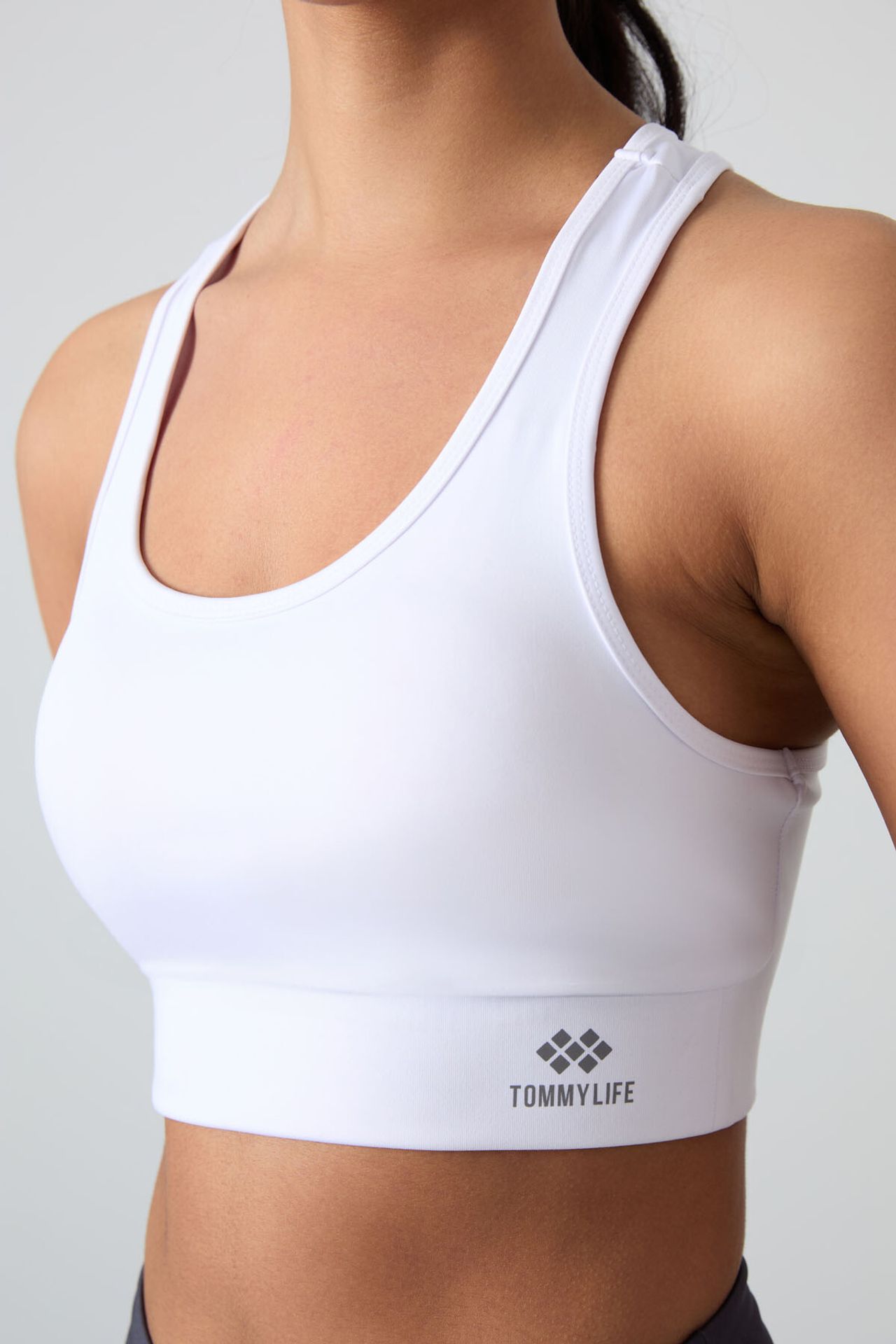 TOMMY Sleeveless Cropped Fitted Sports Top 3