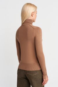 brown-image-1