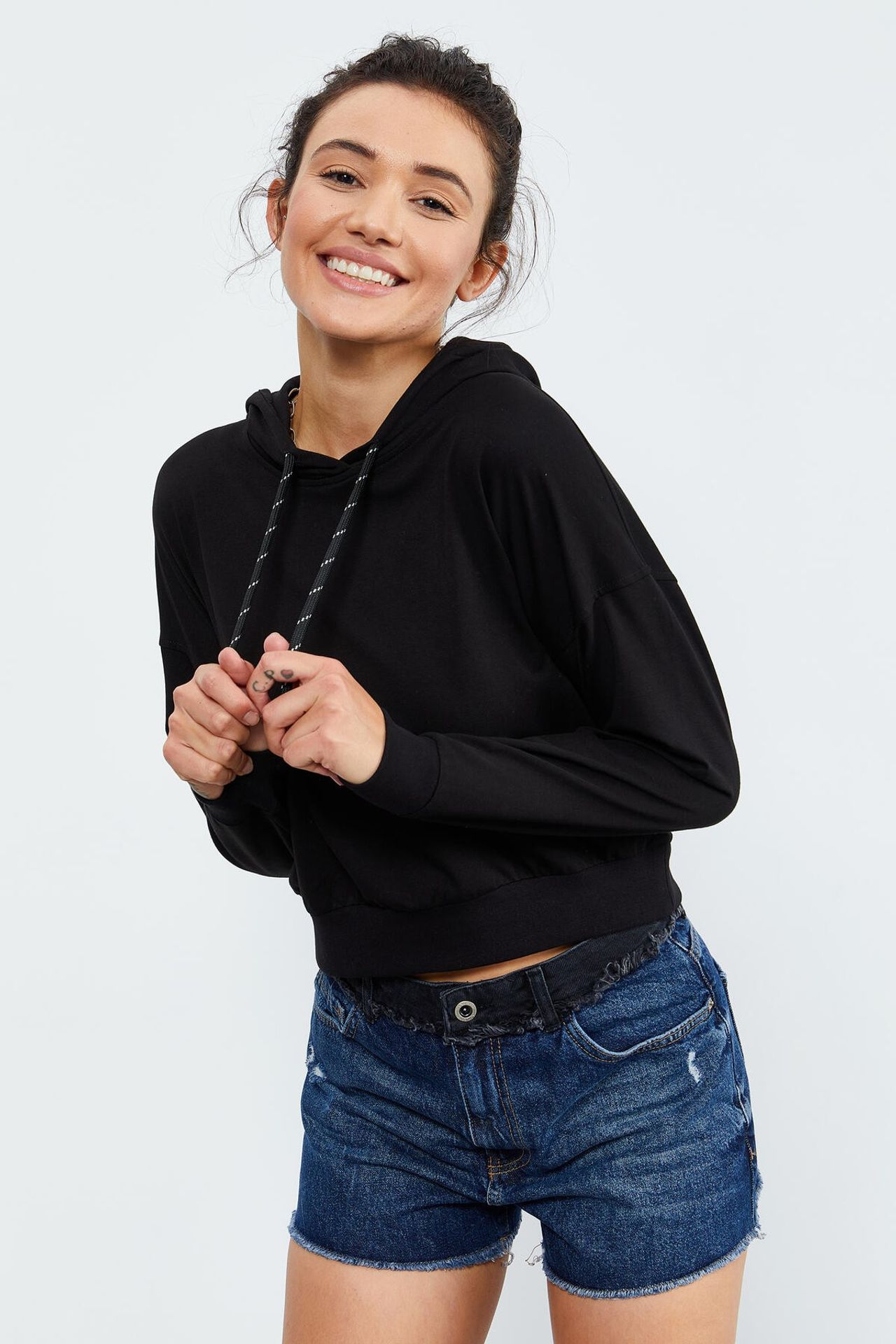 TOMMY Relaxed Hooded Sweatshirt With Tie Detail 3