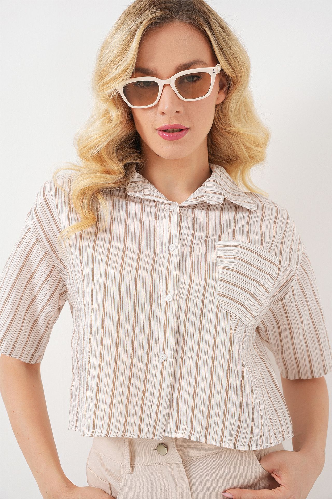 BDART Striped Crop Shirt with Pocket 1