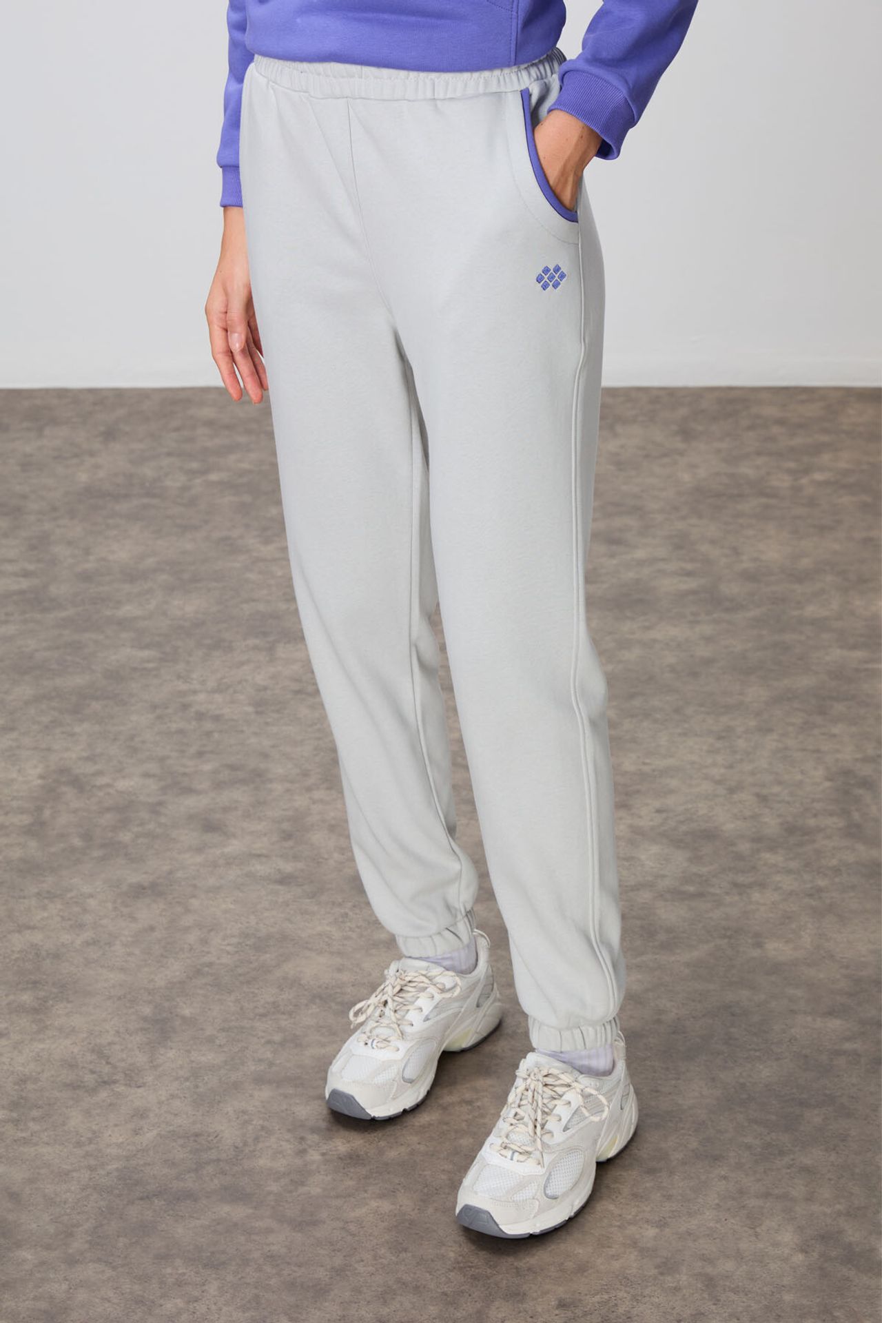 TOMMY Color-Blocked Fleece Tracksuit Set 3