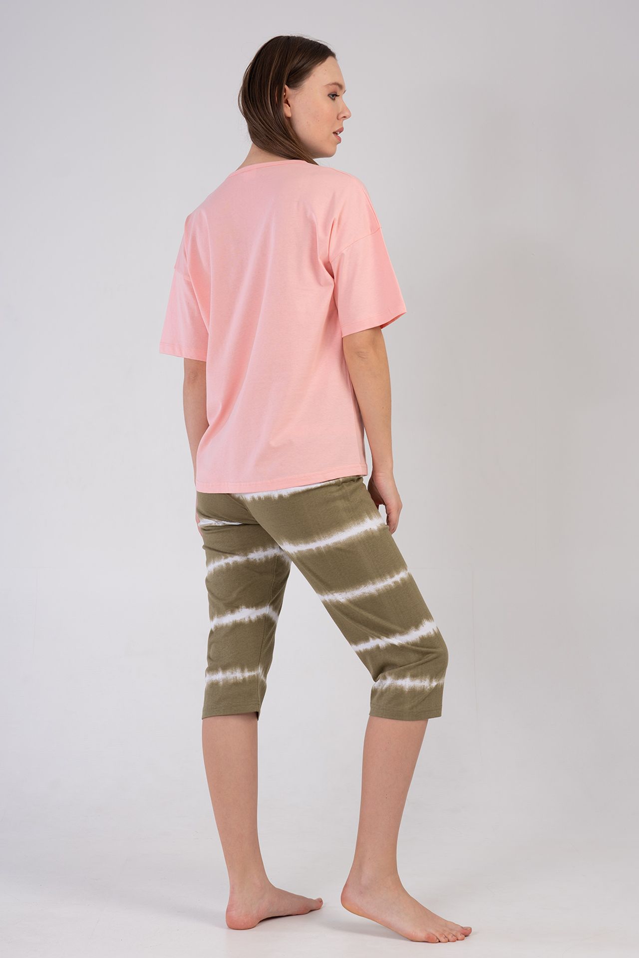 YAKE V Yaka Yazı Baskılı 2 Parçalı Pijama Takımı 3