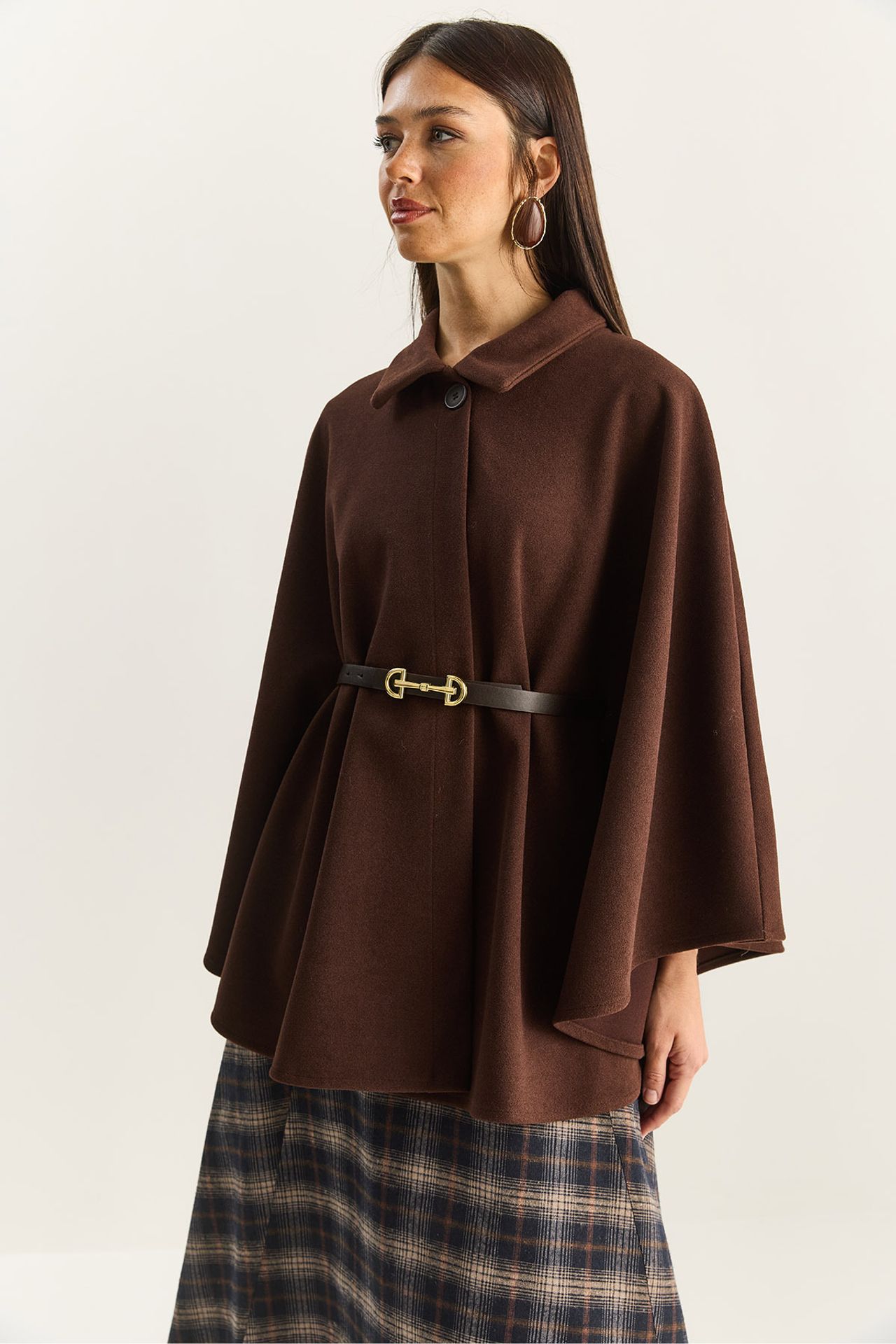 LUCCI Oversized Overcoat with Button Closure 3