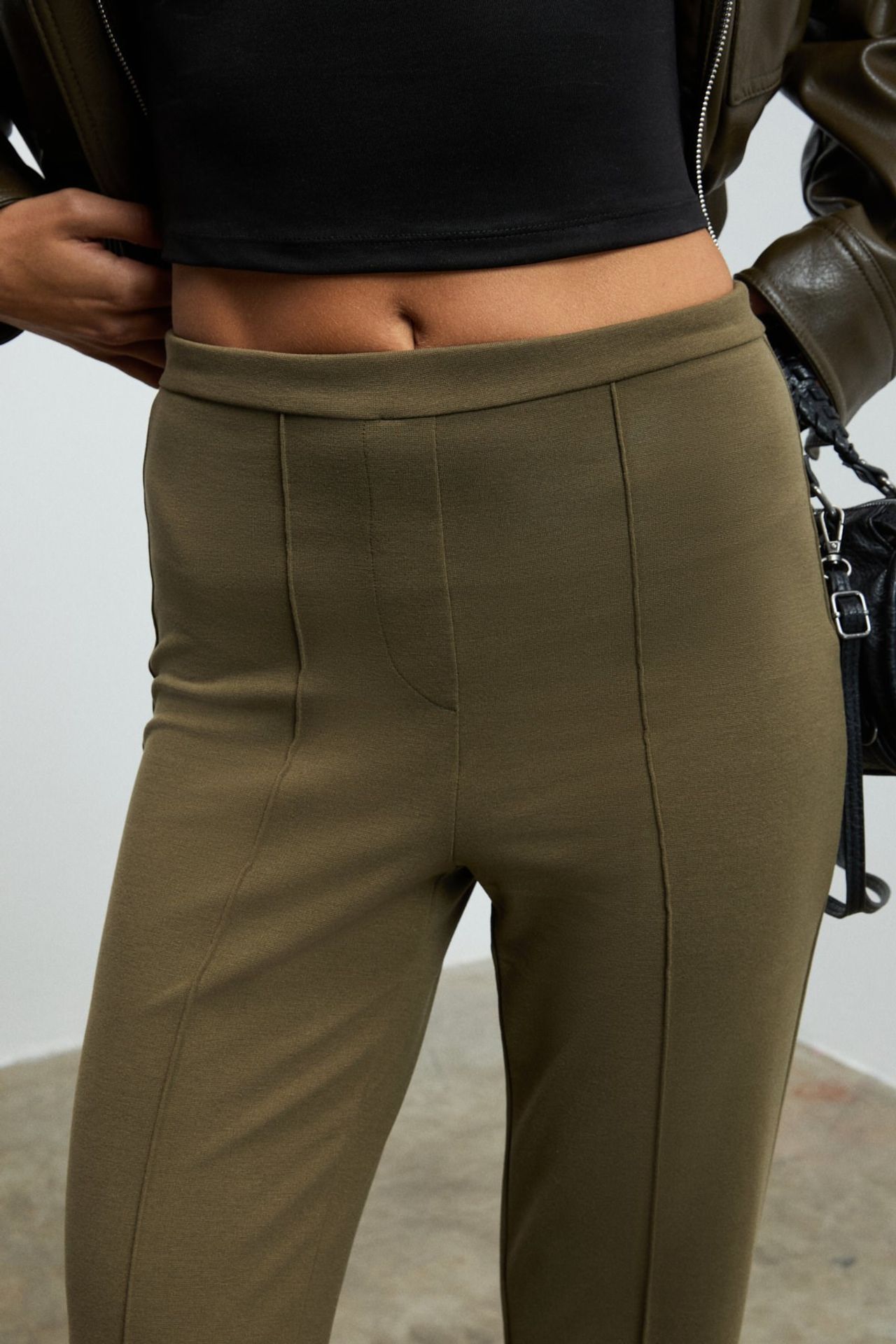 ETHIQUET Regular Fit Straight-Leg Pants 5