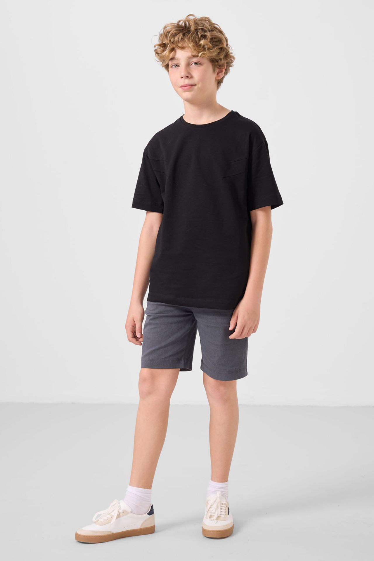 TOMMY Youth Two-Piece Coord Set 3