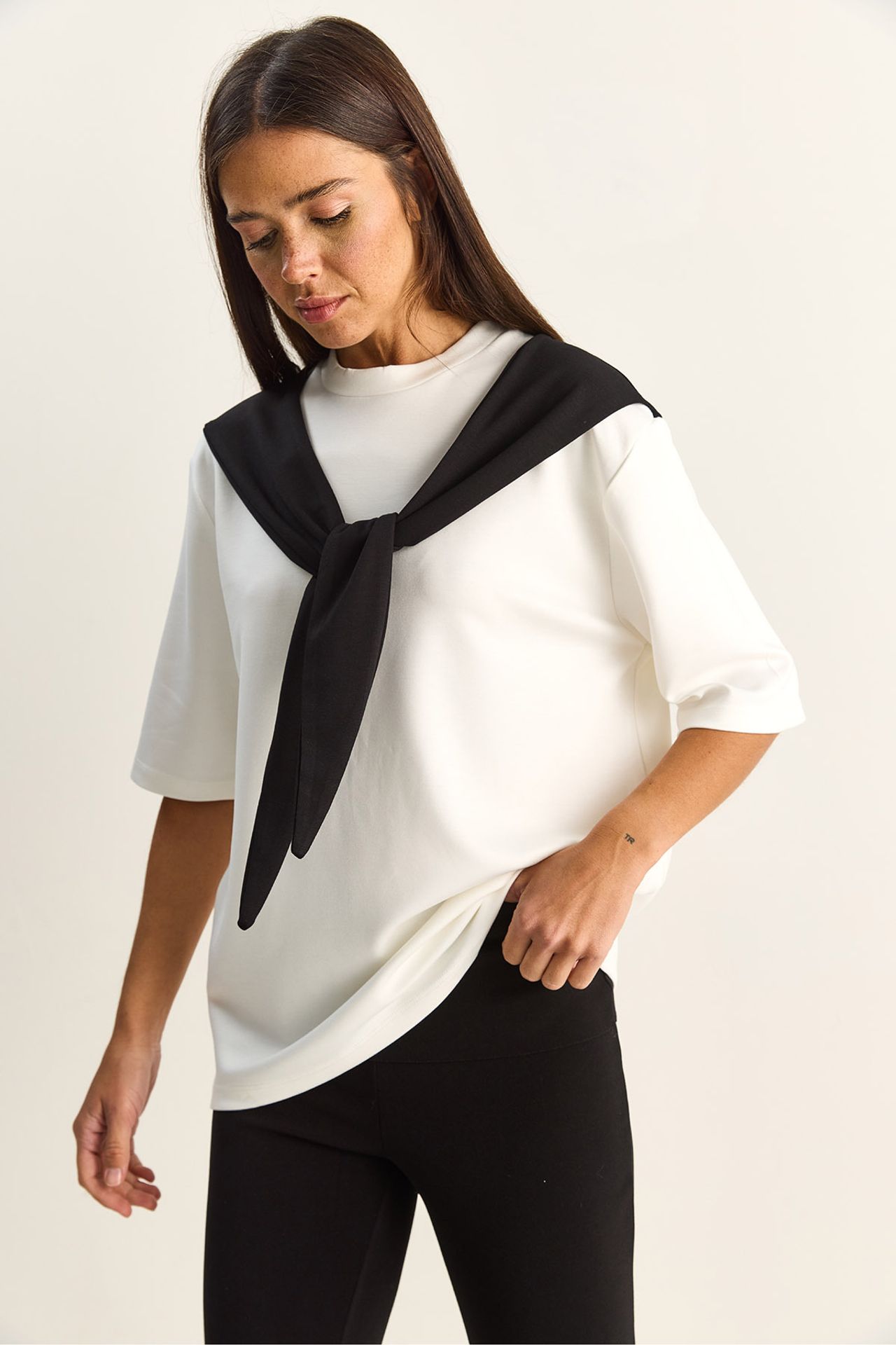 LUCCI Women's Polyester Elastane T-Shirt 3