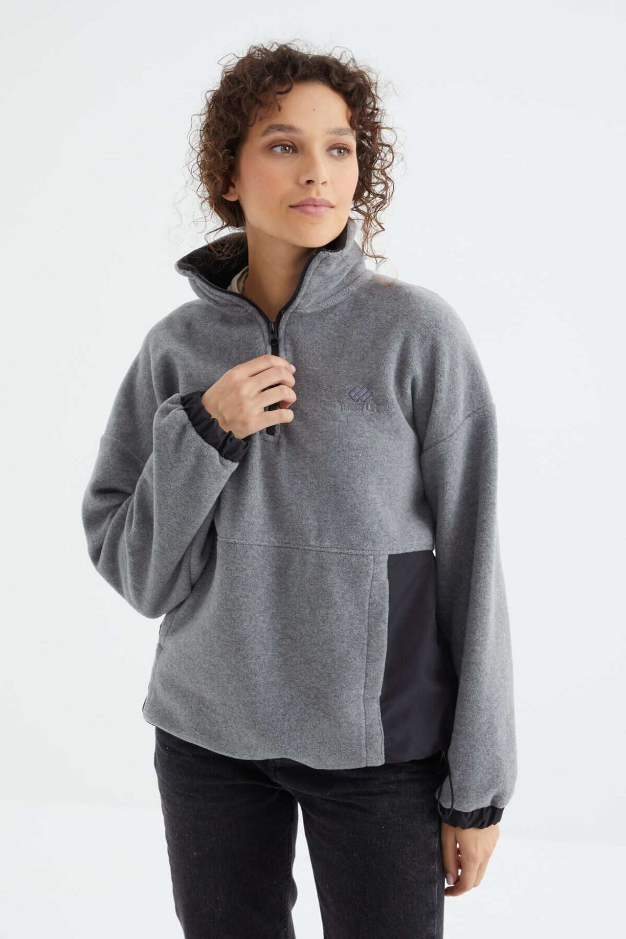 TOMMY Oversized Half-zip Plush Sweatshirt 5