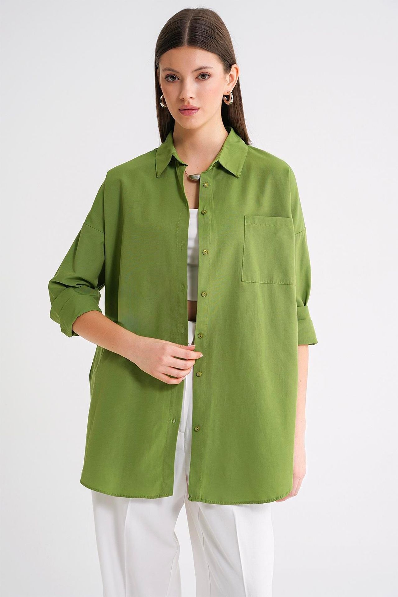 Oversized Long-Sleeve Button-Up Poplin Shirt 4