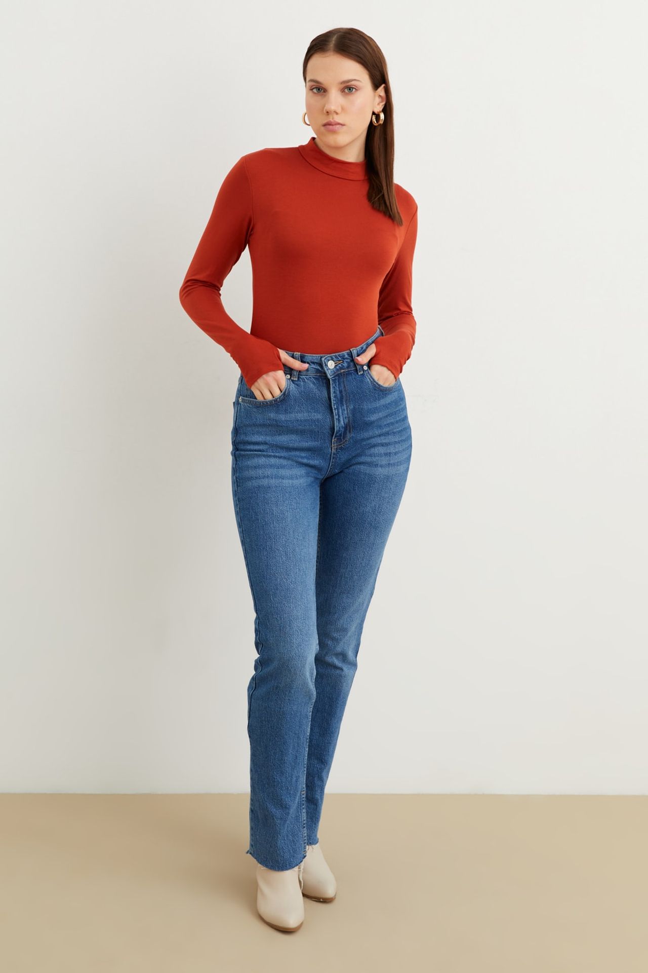 BIPANTOLON Kadın Dar Kalıp Yarım Balıkçı Yaka Body 6