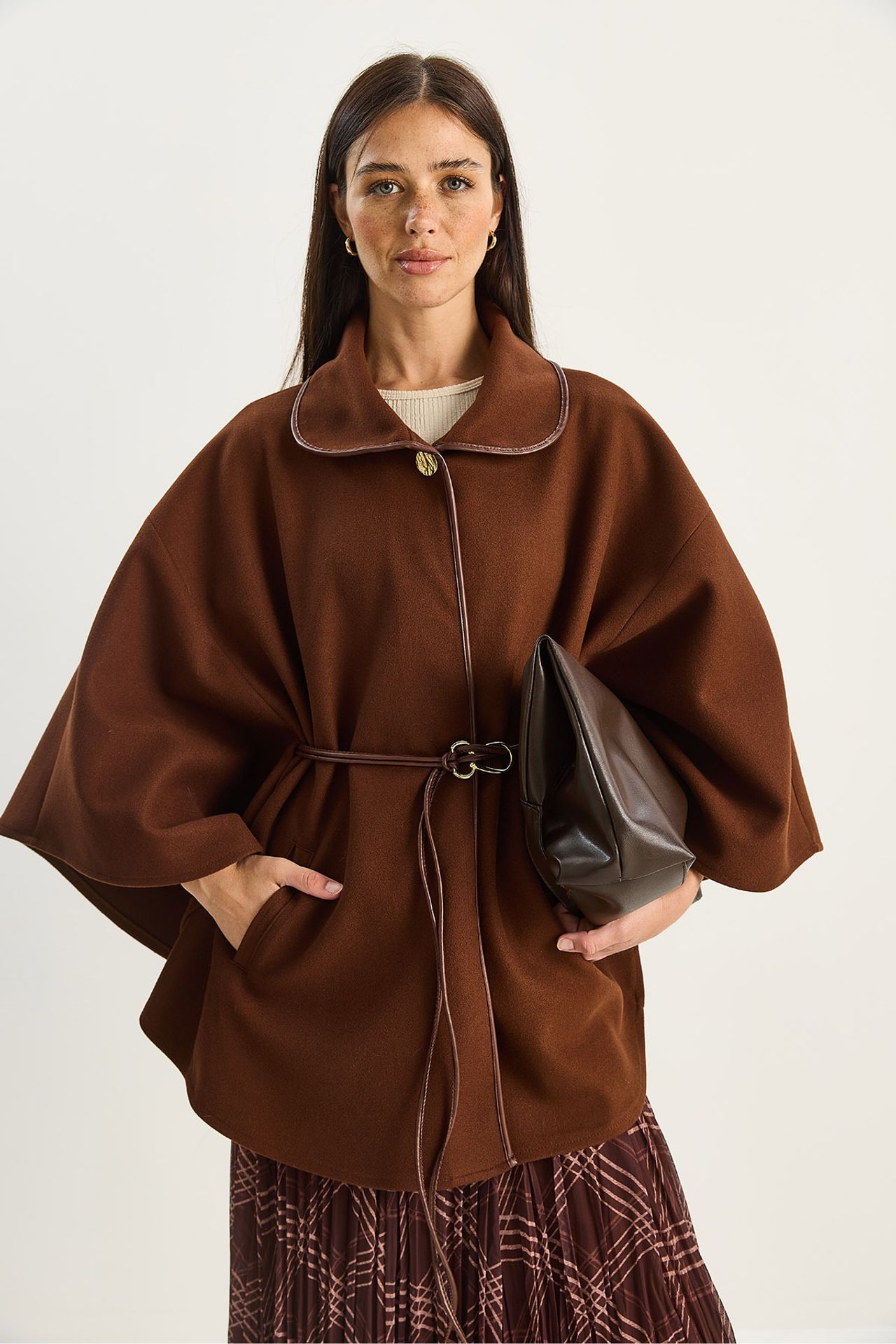 LUCCI Oversized Textured Wool Blend Overcoat with Jacket Collar 3