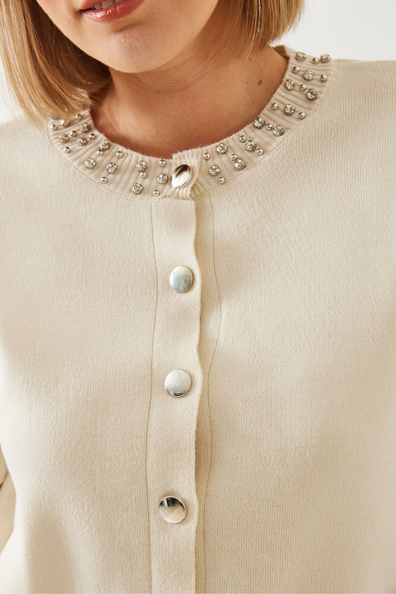 LUCCI Crop Cardigan with Accessory Detail 3