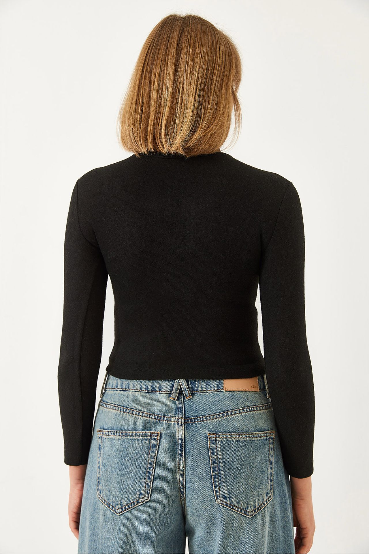 LUCCI Slim Fit Half Turtleneck Knitted Blouse