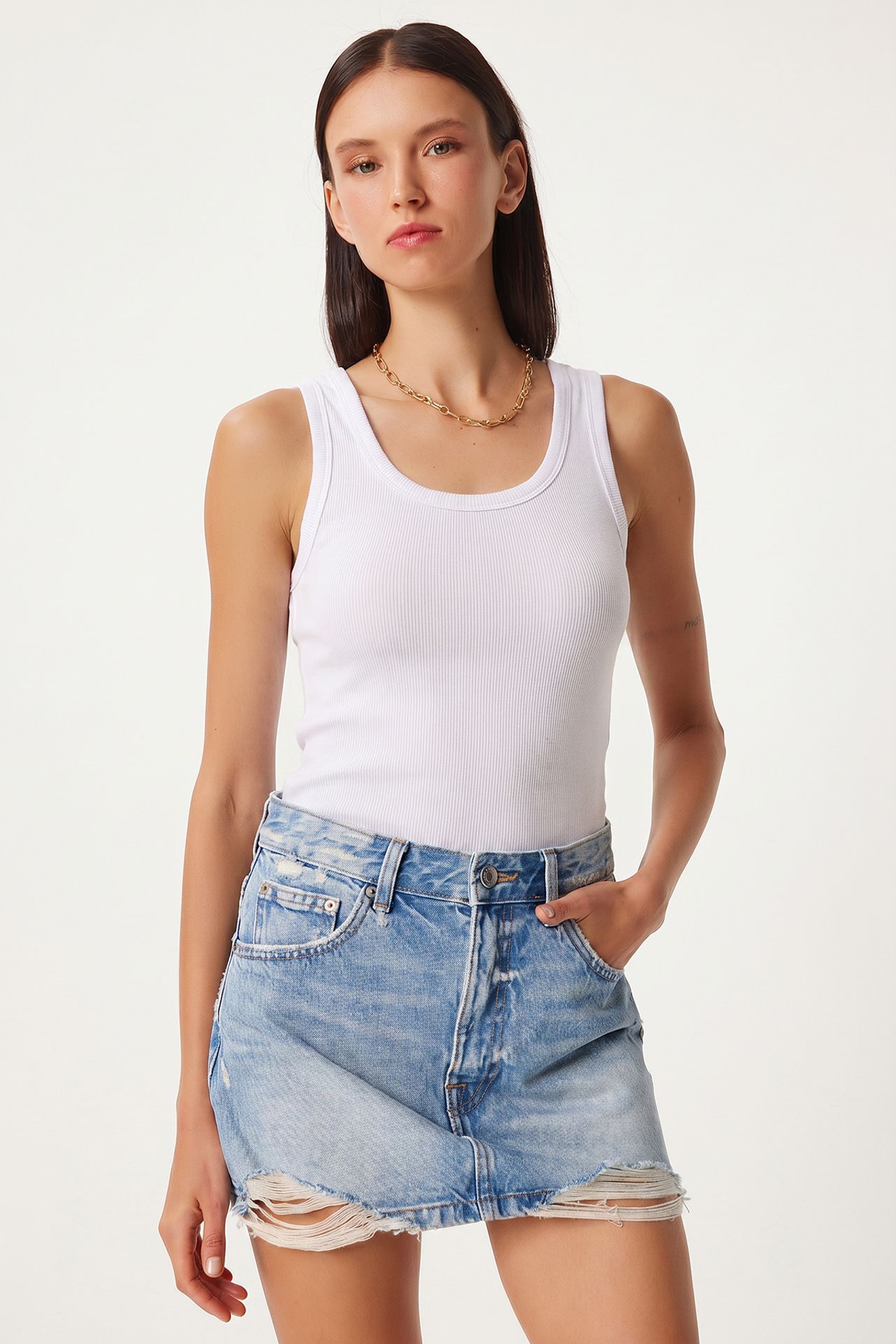 ISTANBUL Fitted U Collar Knitted 2- Pack Tank Top 4