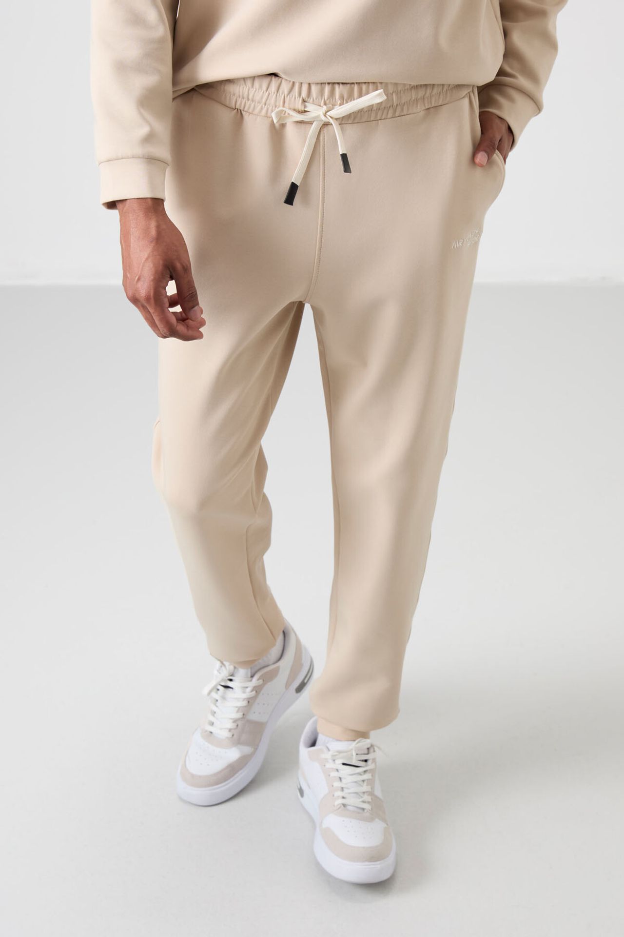 TOMMY Men's Long-Sleeve Sweatshirt And Pants Set 3