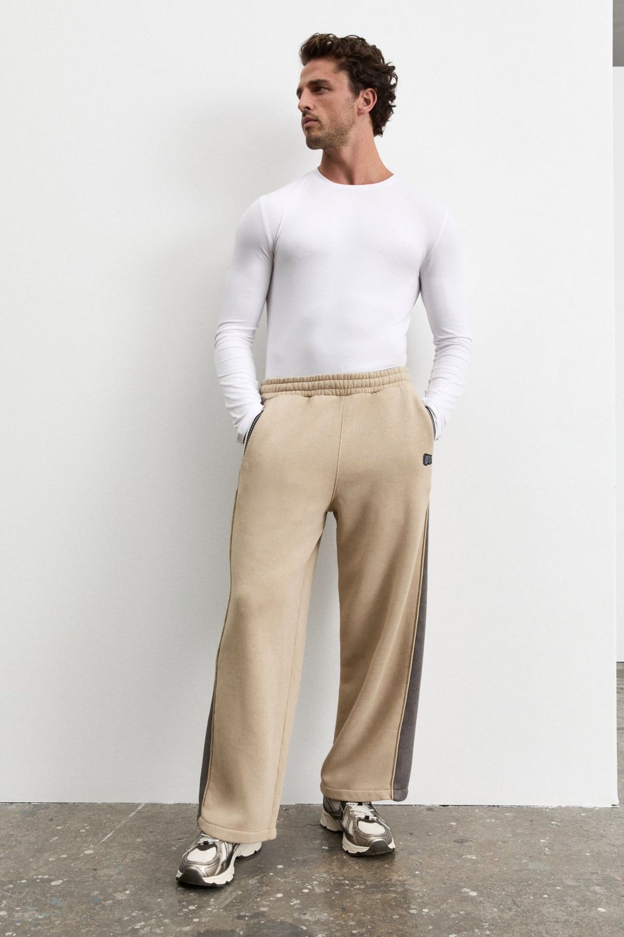 GRIMELANGE Straight-Leg Pull-On Pants 3