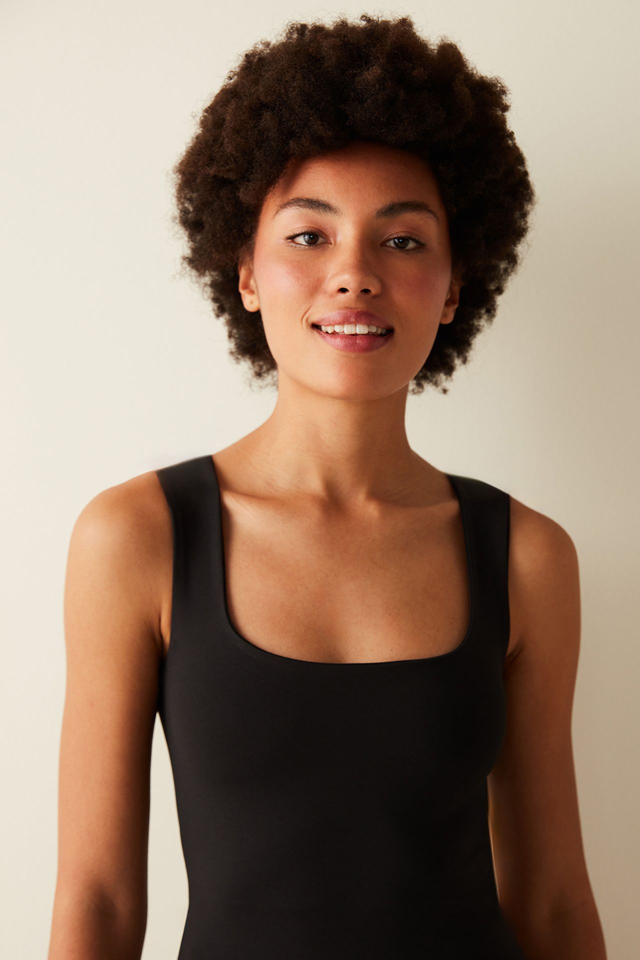 PENTI Women’s Square Neck Top 3