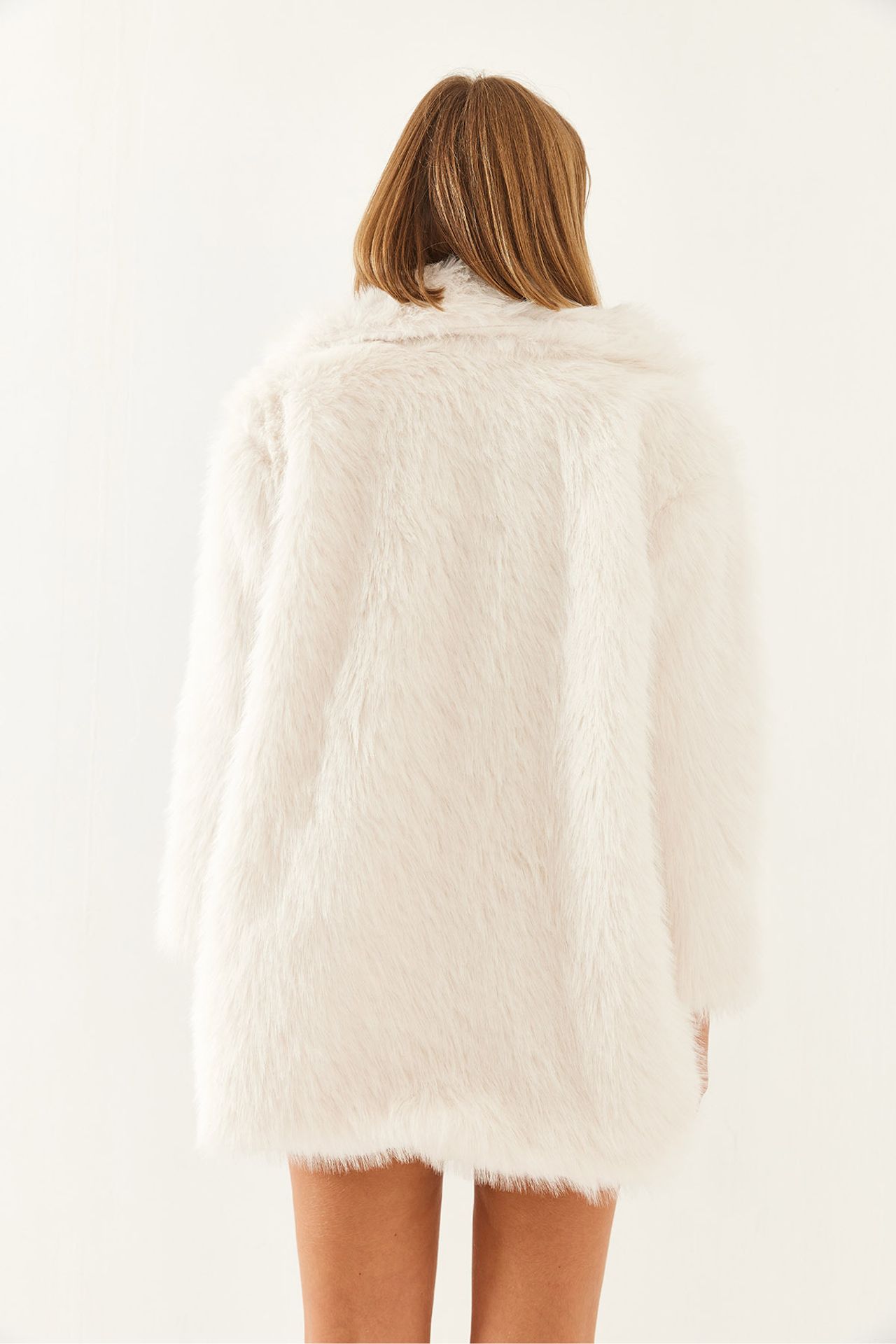 LUCCI Faux Fur Coat 4