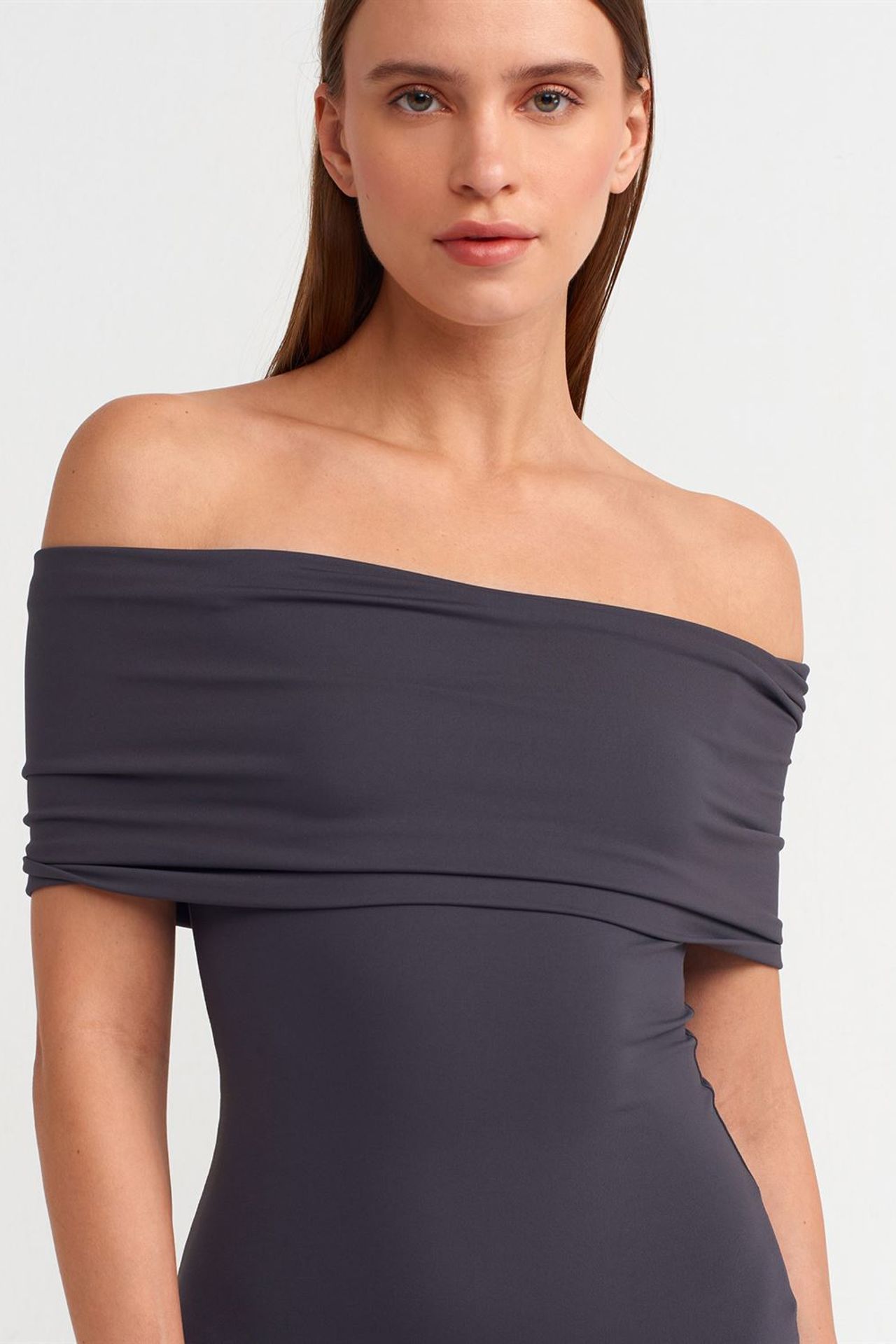 DILVIN Omuzları Açık Bodycon Midi Elbise 4