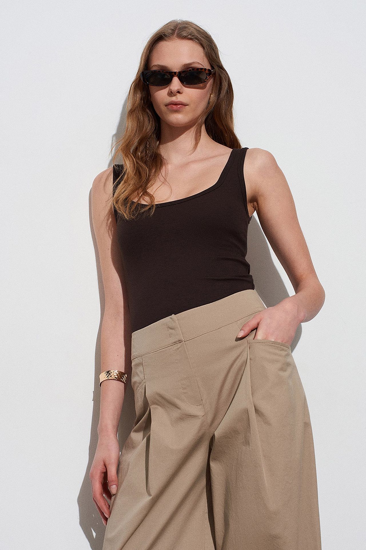 DILVIN Slim Fit Sleeveless Jersey Cami Blouse 4