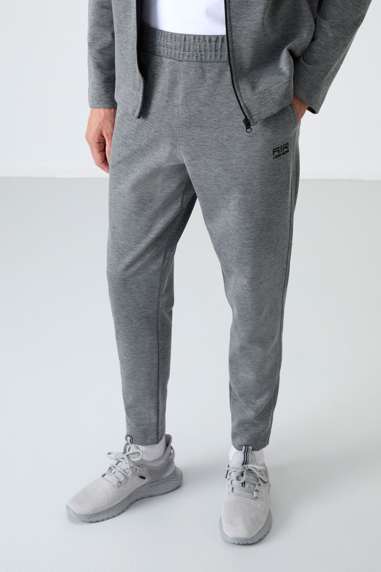 TOMMY Men's Zip-collar Sweatshirt And Pants Set 3