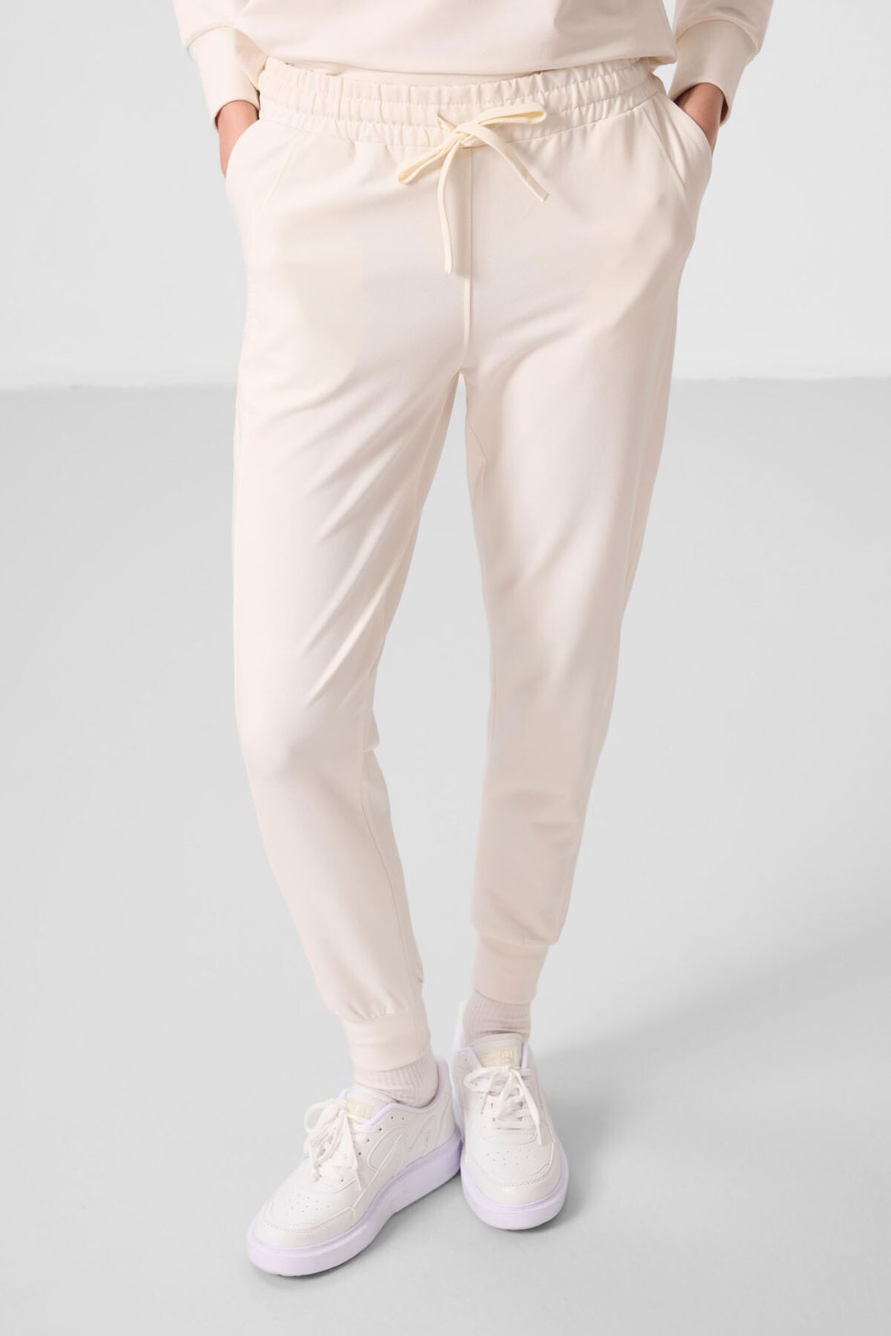 TOMMY Oversized Hooded Sweatshirt And Pants Set 3