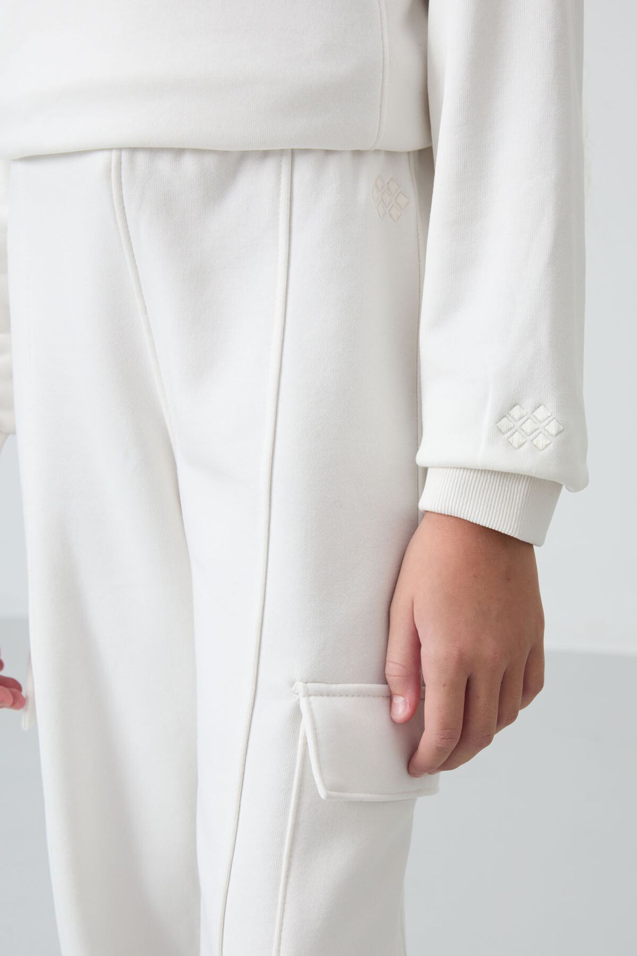 TOMMY Youth Cotton-Polyester Pajama Set 5