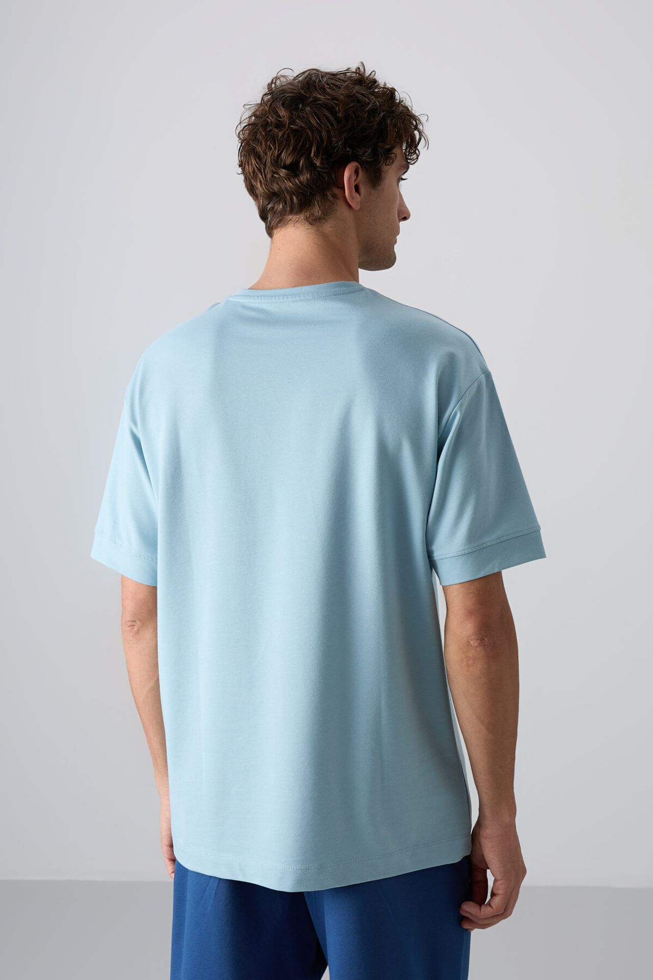 TOMMY Oversized Printed Crew Neck T-Shirt 6