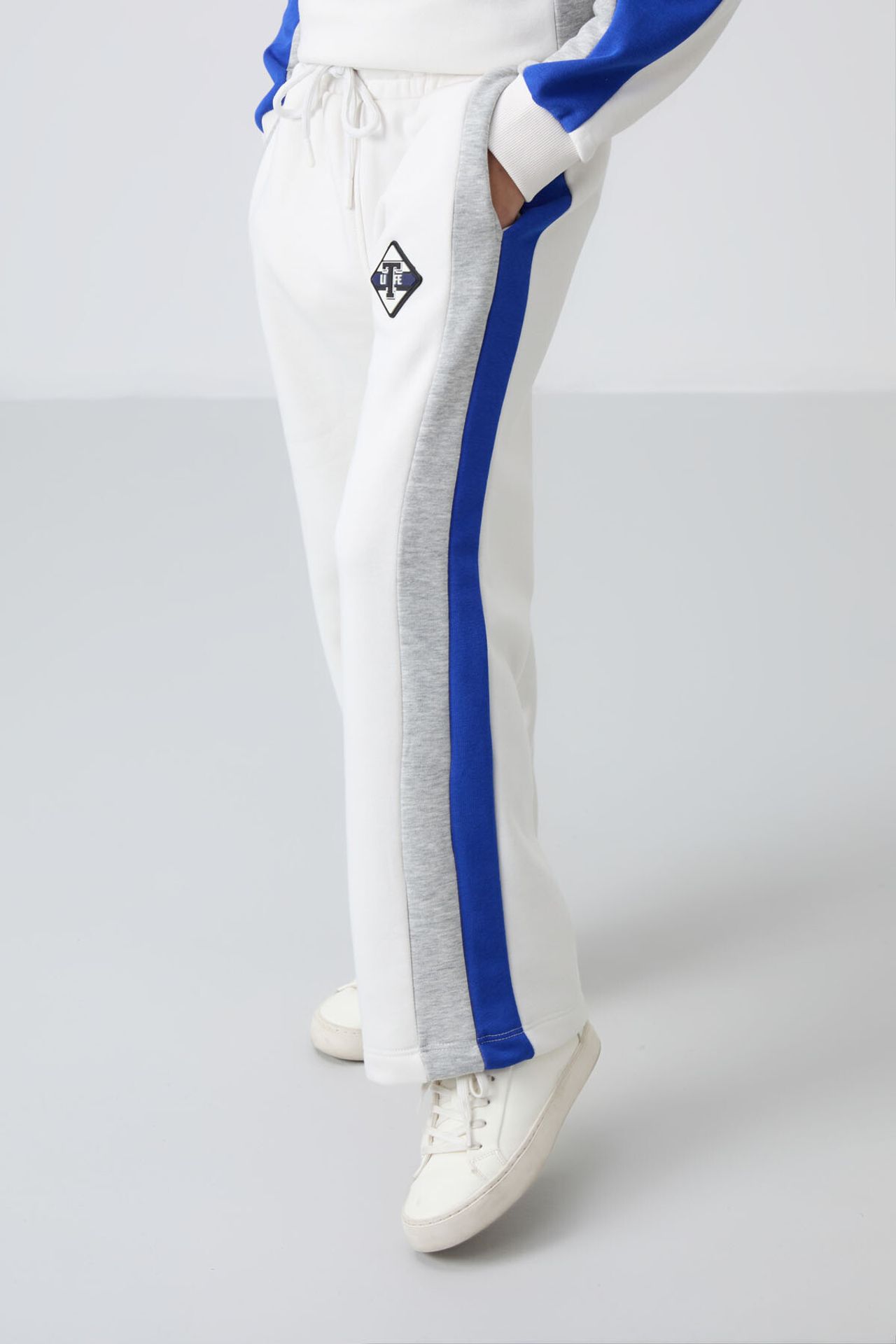 TOMMY Color Blocked Wide Leg Tracksuit Set 6