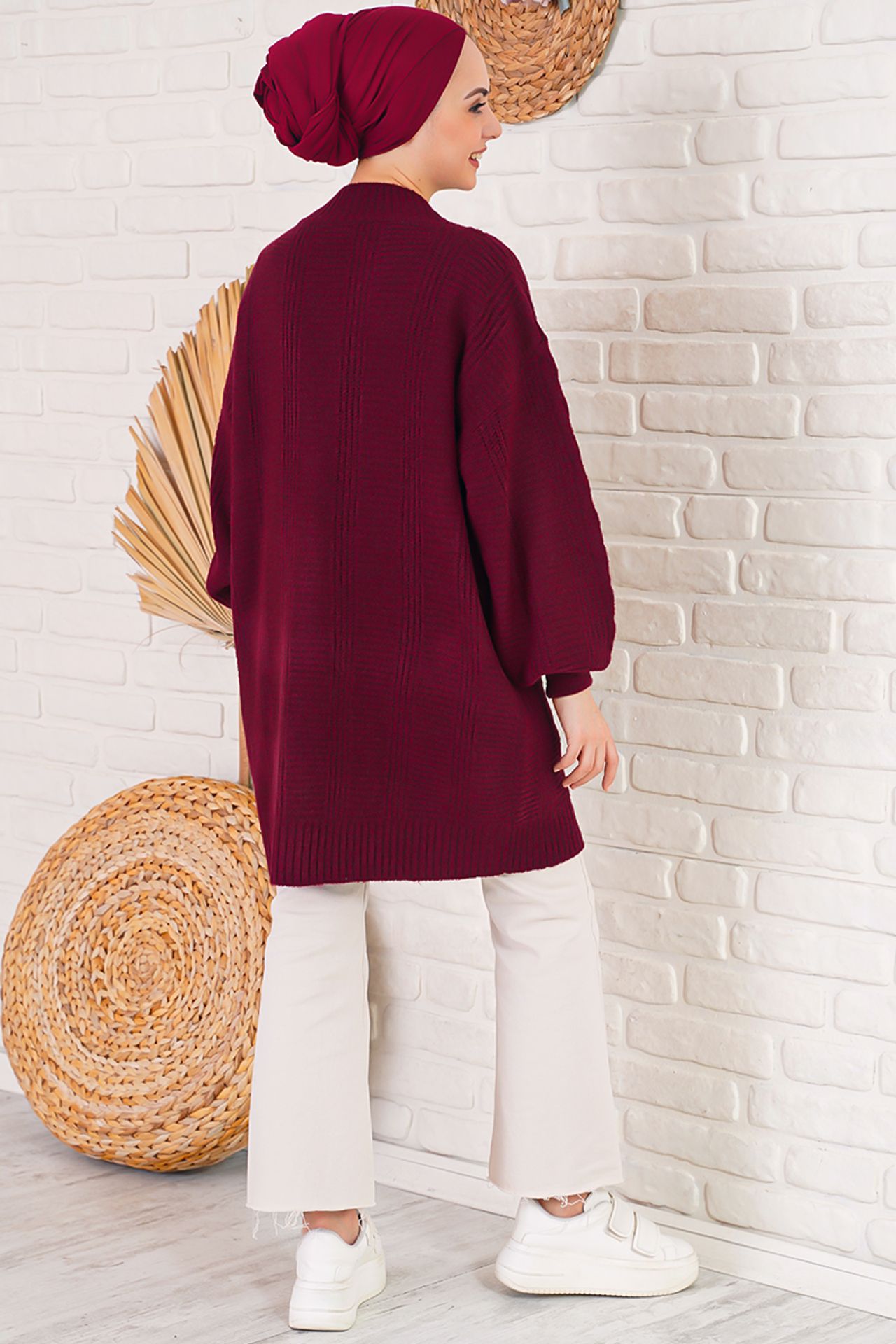 BDART Buttoned V-Neck Jacquard Cardigan