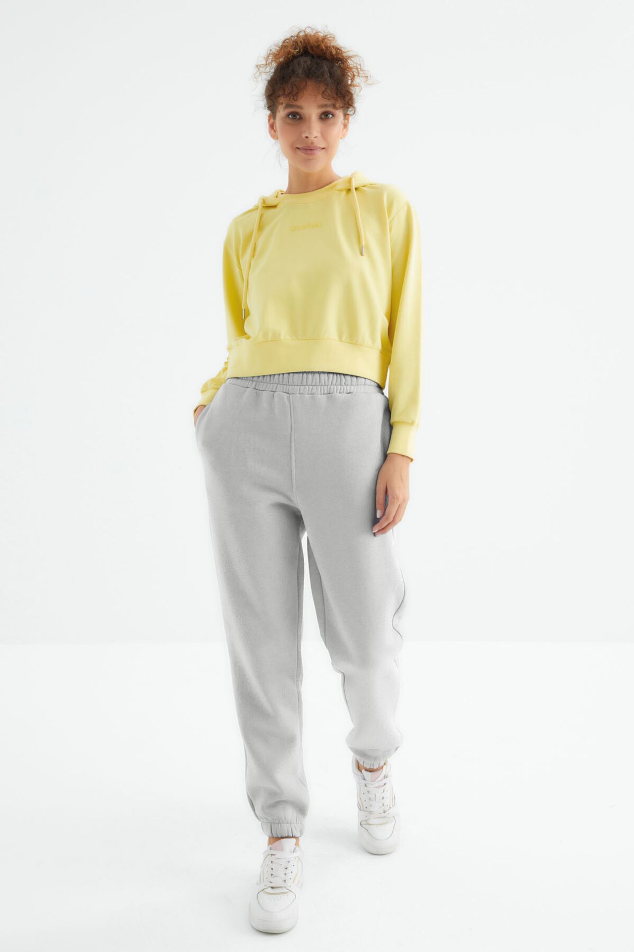 TOMMY Women's High-Waist Fleece Jogger Sweatpants 1