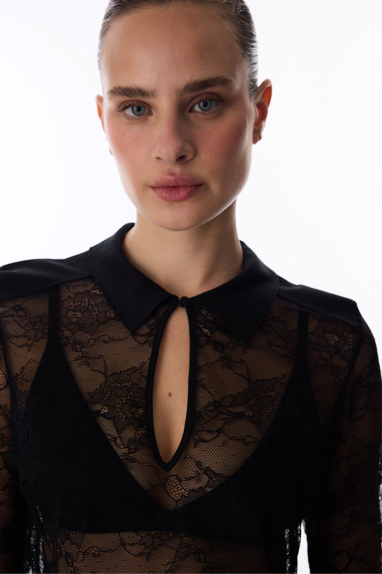 PENTI Women's Lace T-Shirt 4