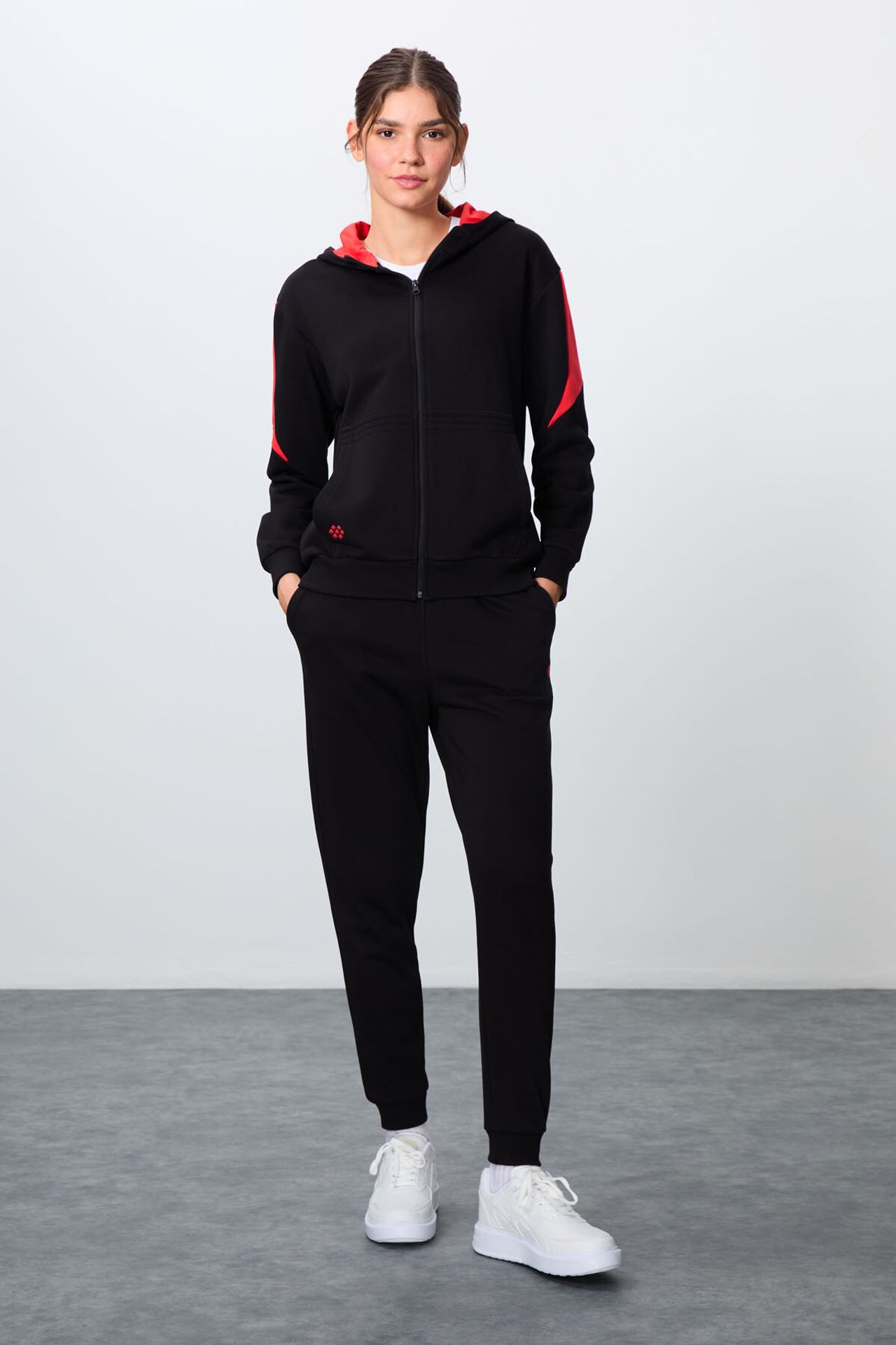 TOMMY Oversized Hooded Zip Sweatshirt And Pants Set 1
