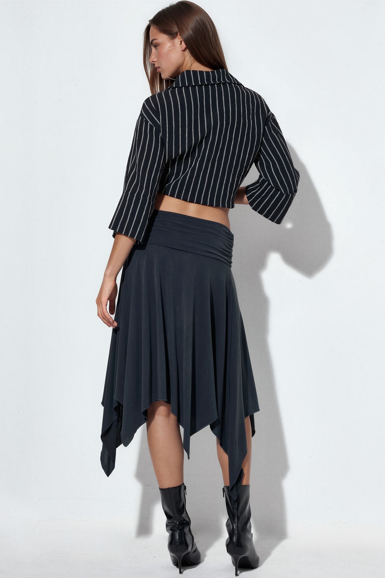 BUSEM High-Waist A-Line Midi Skirt 3