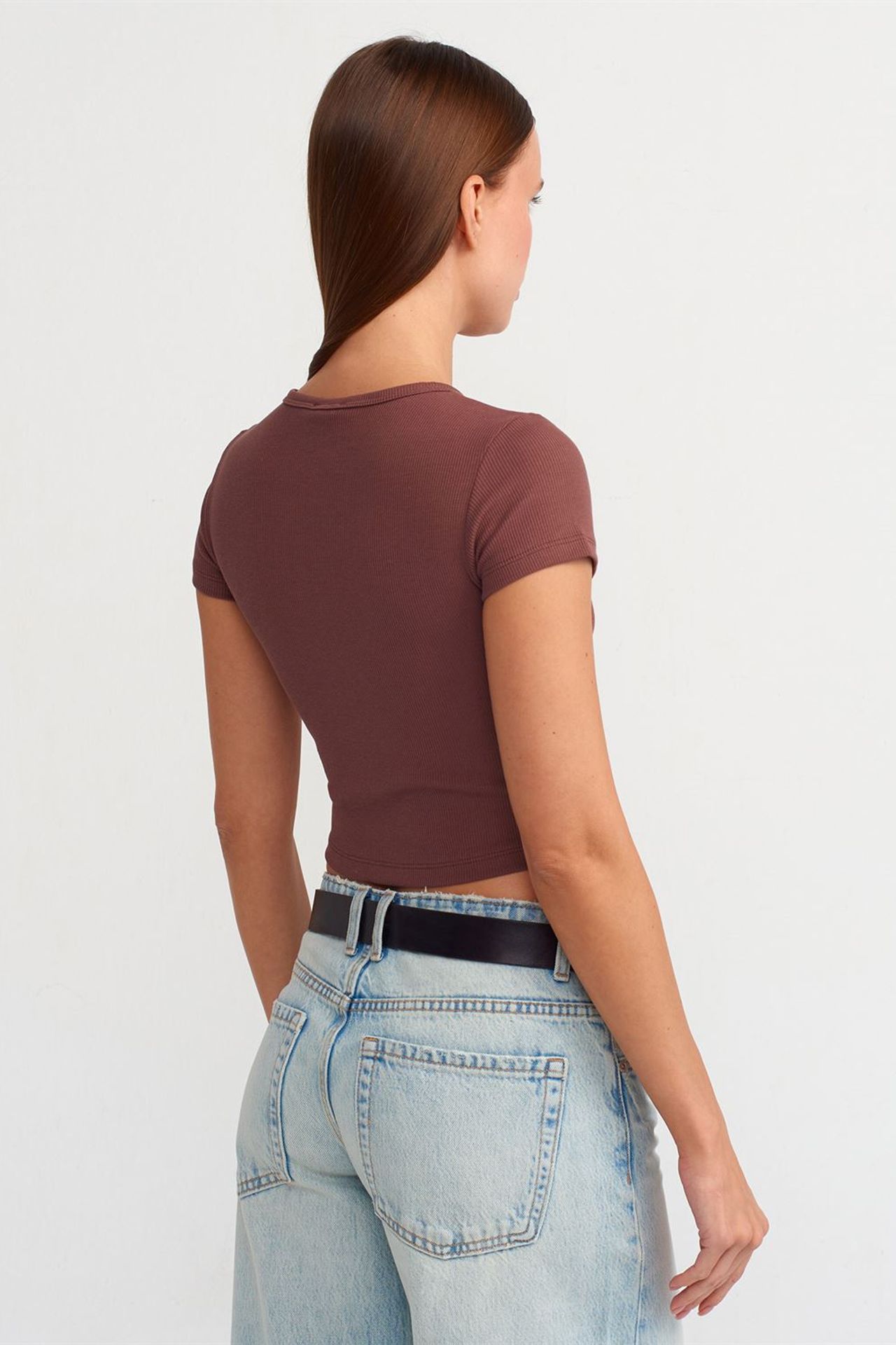 DILVIN Kadın Kısa Slim Fit Bisiklet Yaka Tişört 2