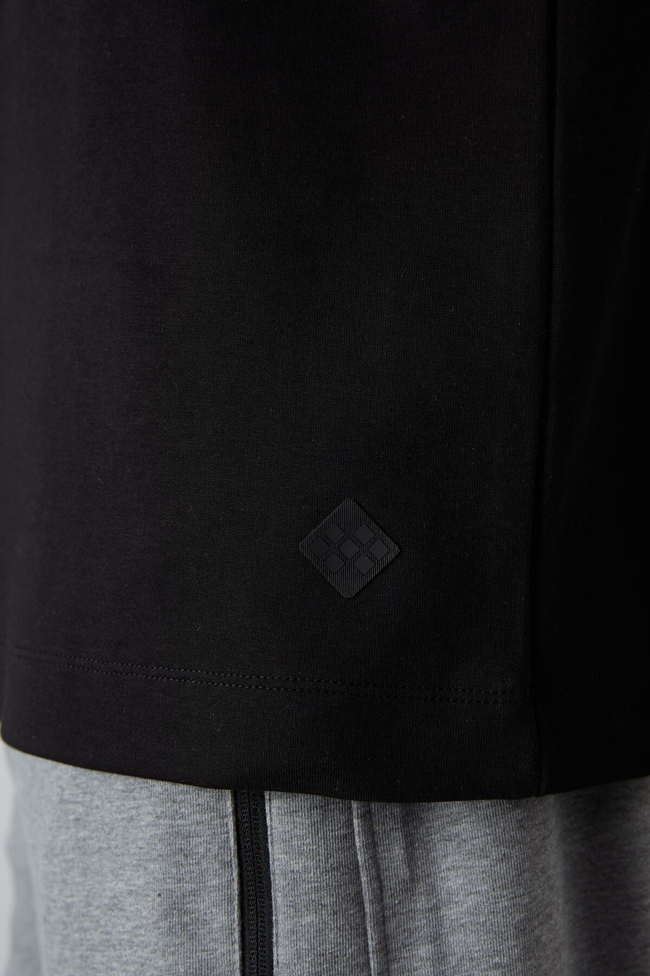 TOMMY Oversized Printed Crew Neck T-Shirt 4
