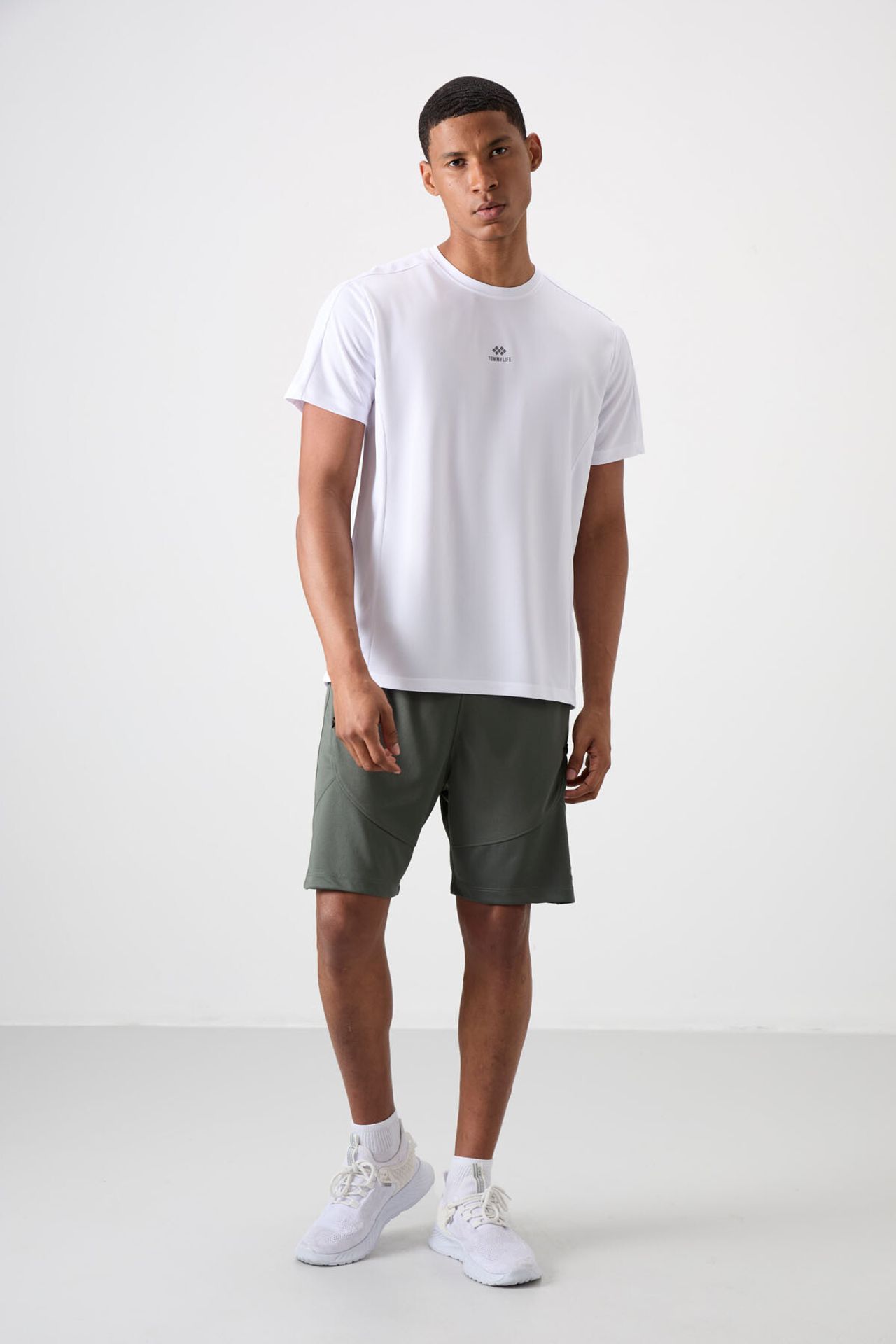 TOMMY Men's Solid Crew Neck Short Sleeve T-Shirt 2