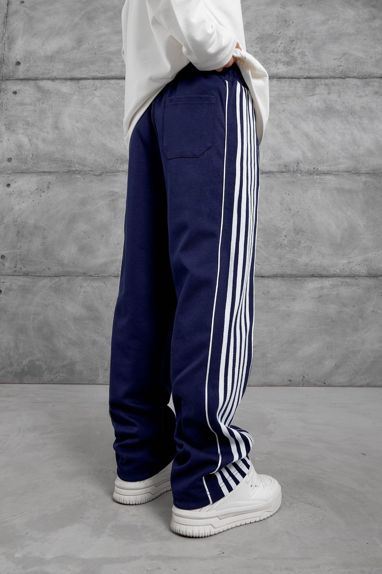 NOMARC Bol Çizgili Geniş Paçalı Jogger 4