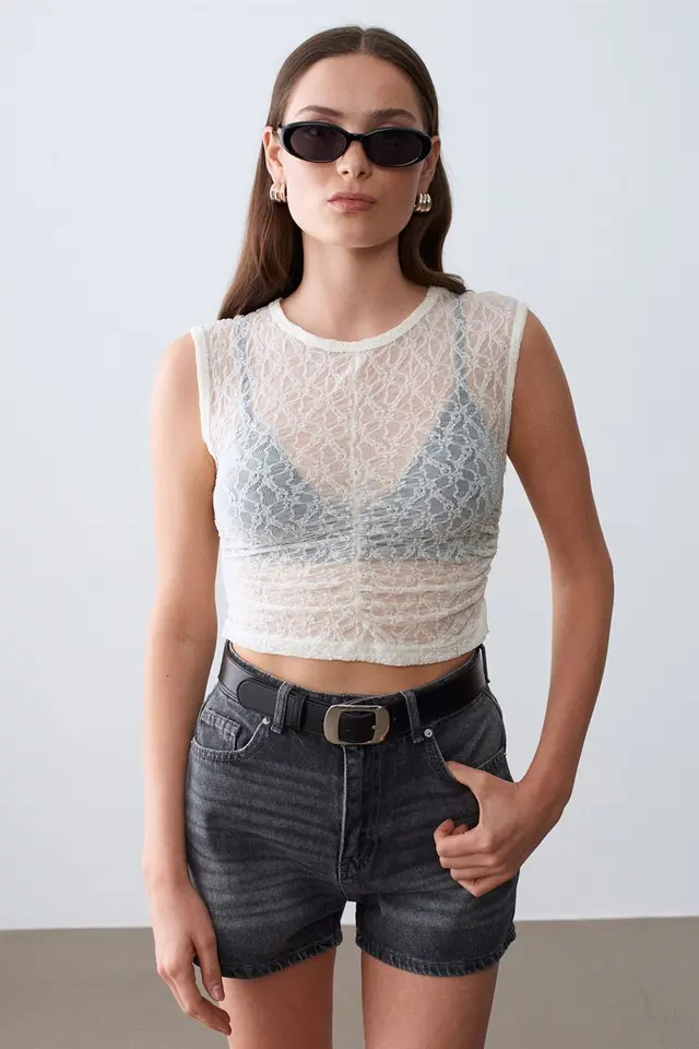 DILVIN Sleeveless Lace Ribbed Blouse
