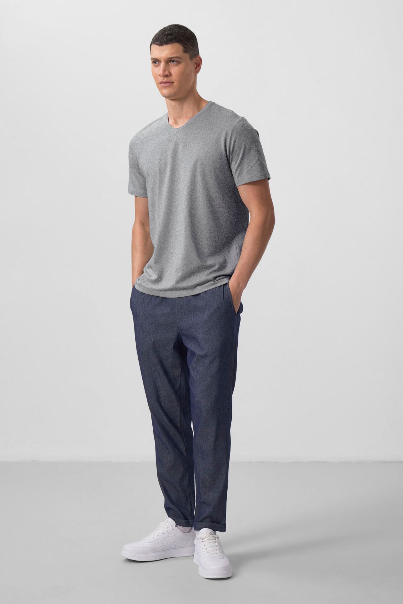 TOMMY Men's V-Neck Short Sleeve T-Shirt 3