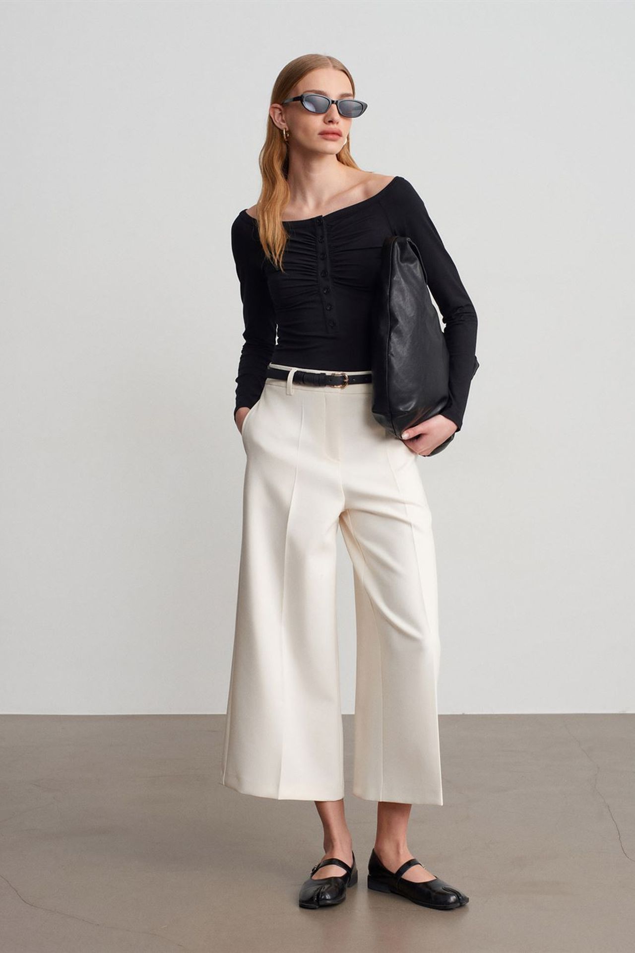 DILVIN Slim-fit Boat Neck Bodysuit Blouse 4