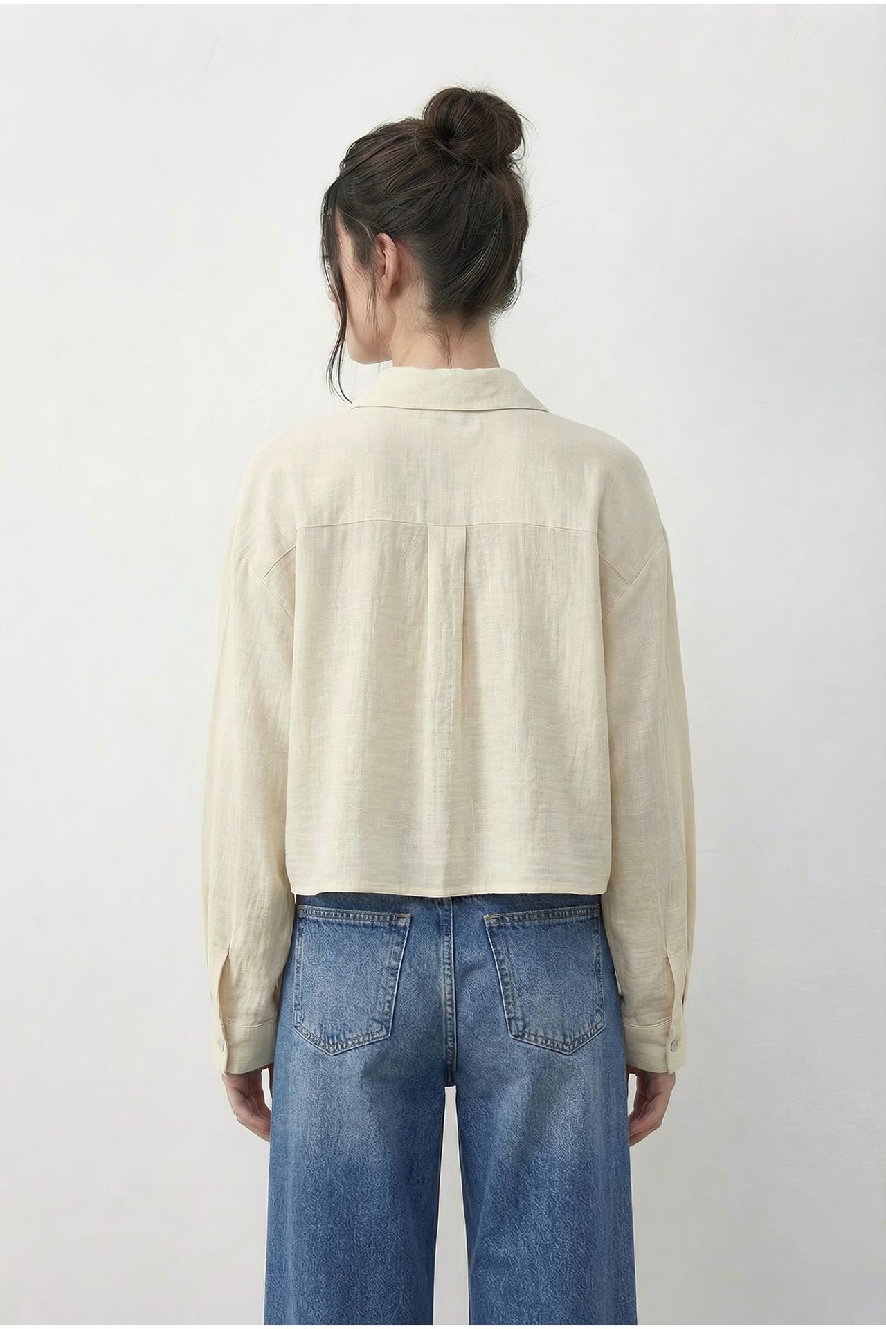LUCCI Embroidered Crop Shirt with Button Closure 5