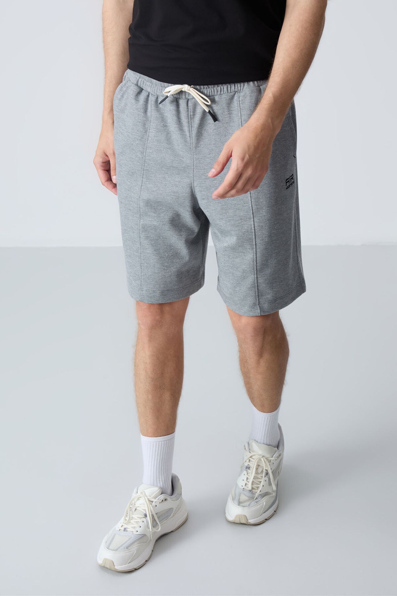 TOMMY Men's Cotton-blend Sweat Shorts 6