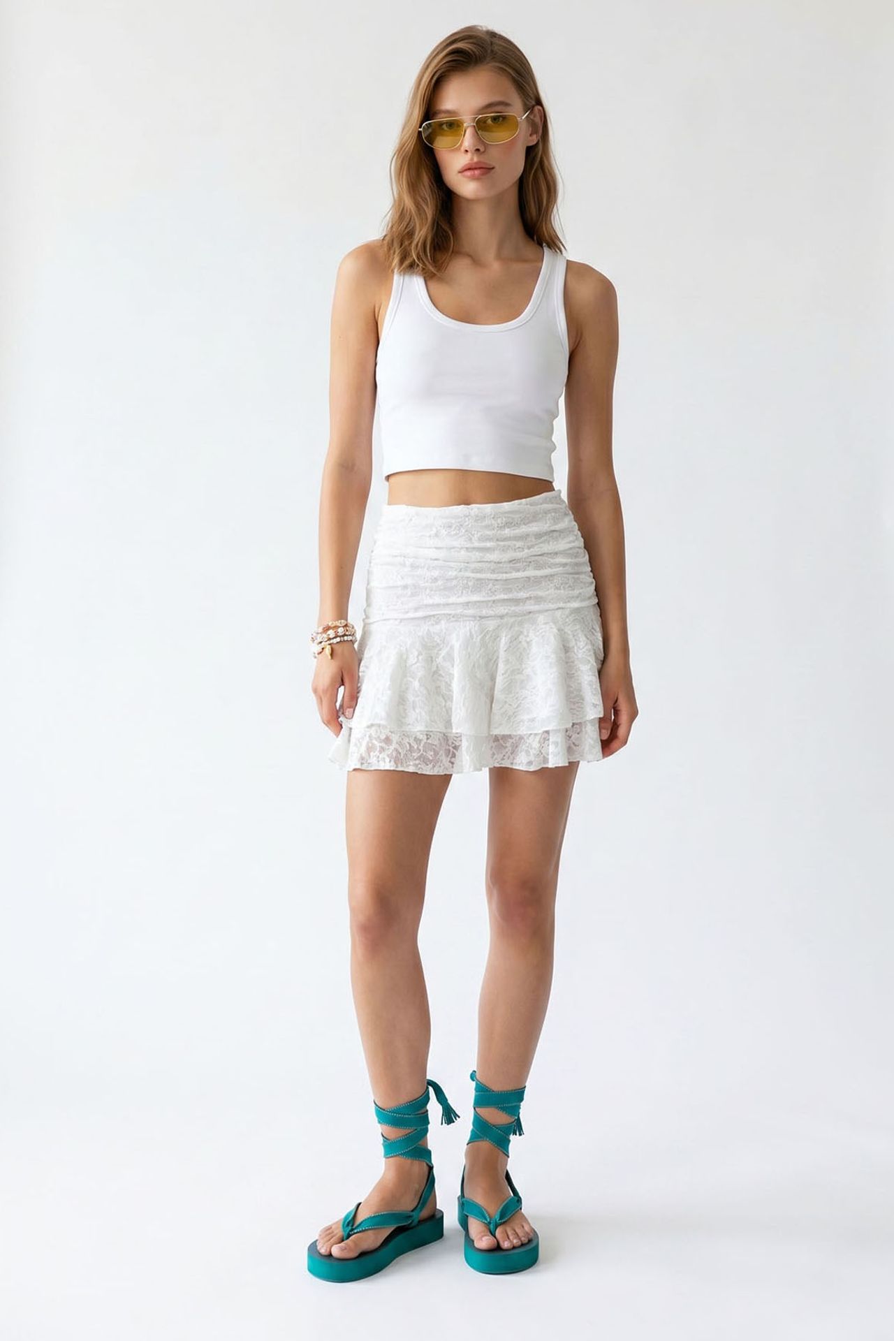 MIXRAY High-Waist Lace Mini Skater Skirt 2
