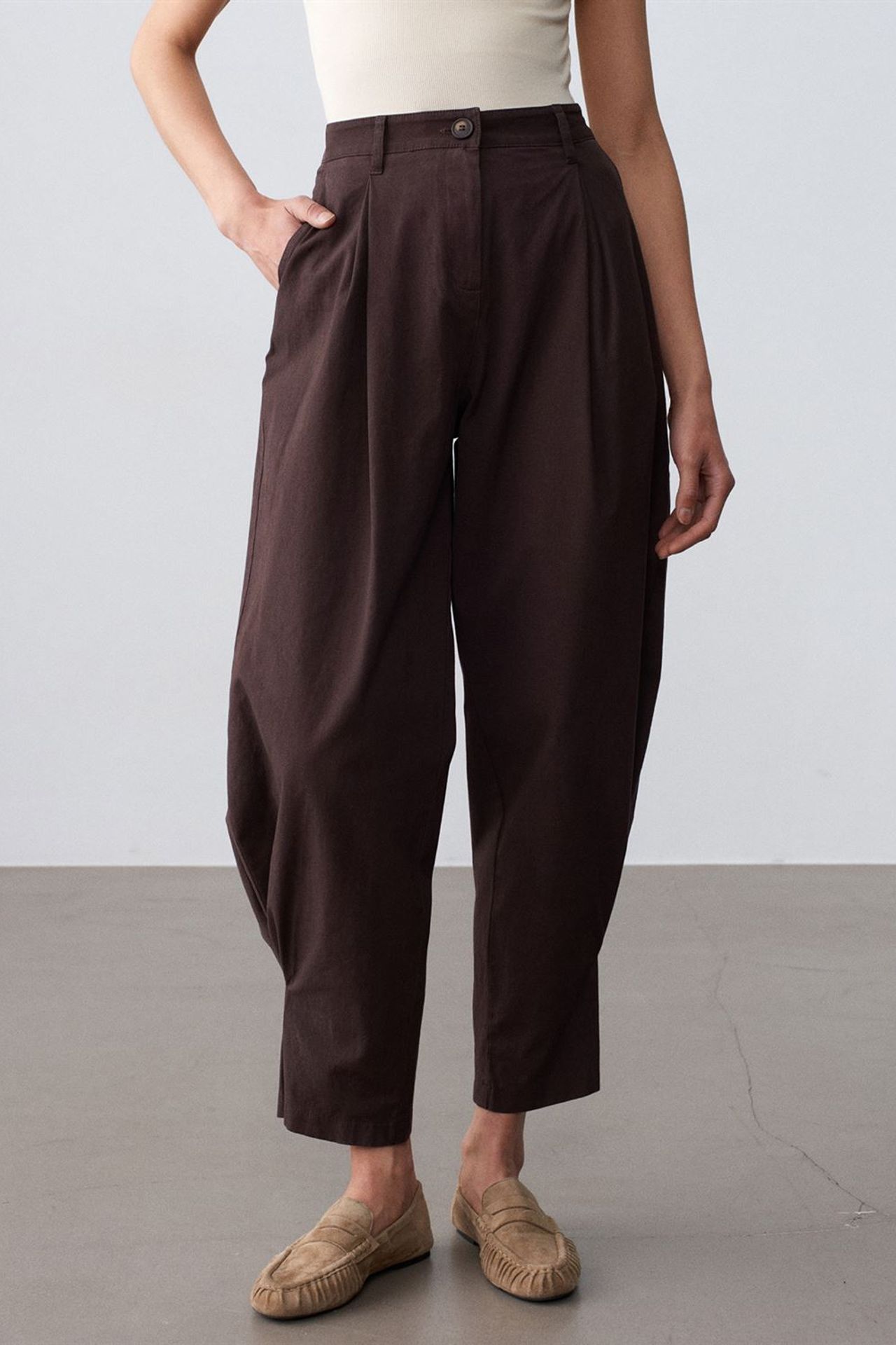 DILVIN Women’s High-waist Wide-leg Poplin Trousers 3